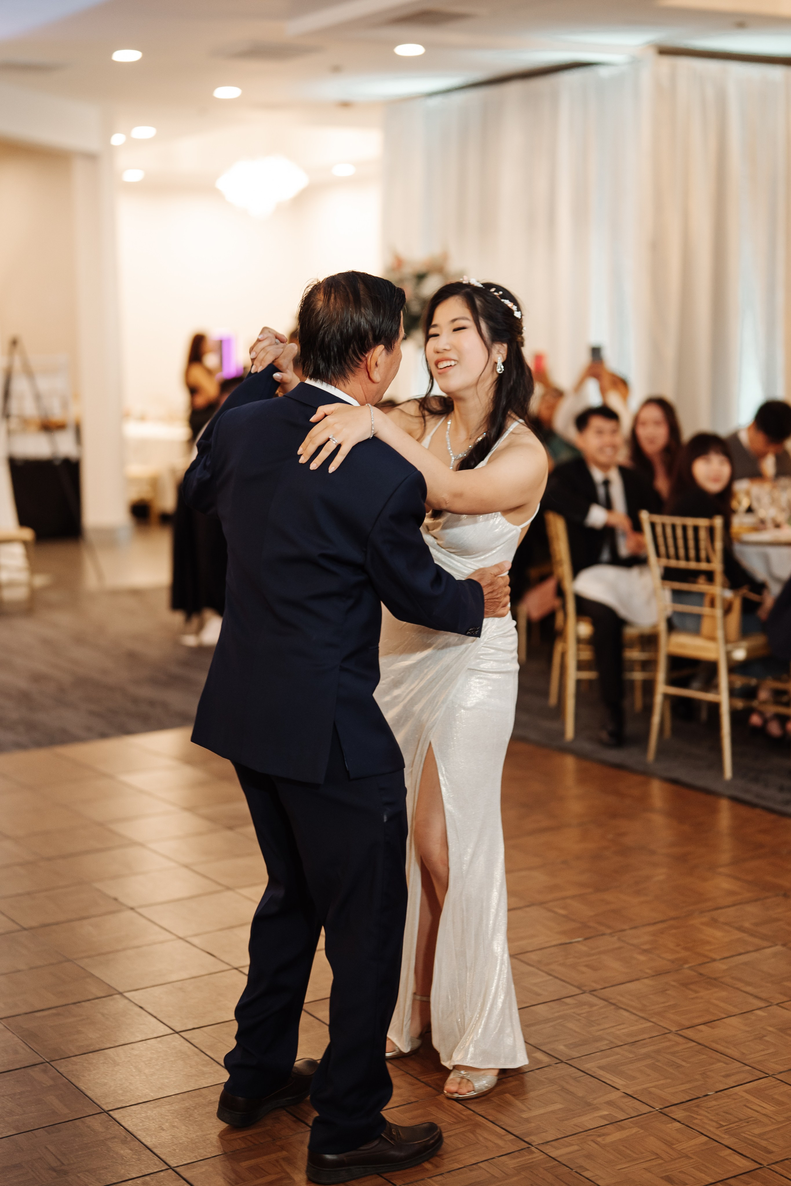 2025-08-16_AndreaChristopher. Ретушер Зенькевич Света