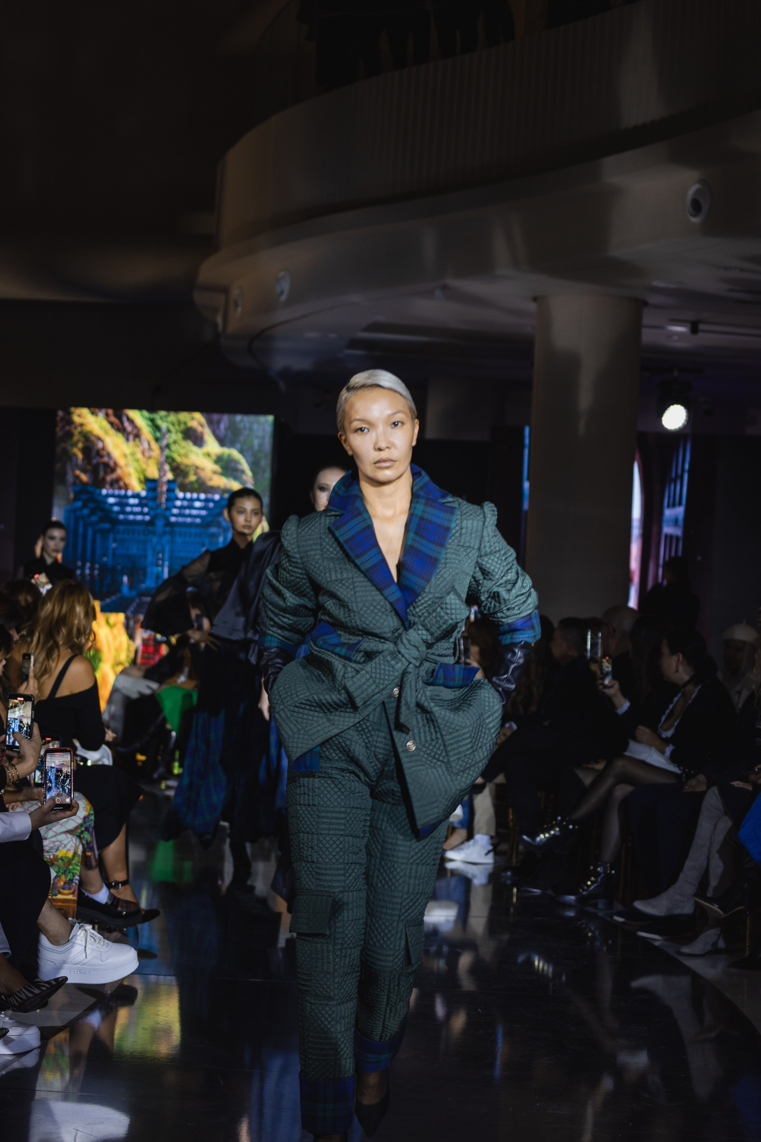 Visa Fashion WEEK Almaty. Контент Фотограф в Алматы и мире Джантурина Динара