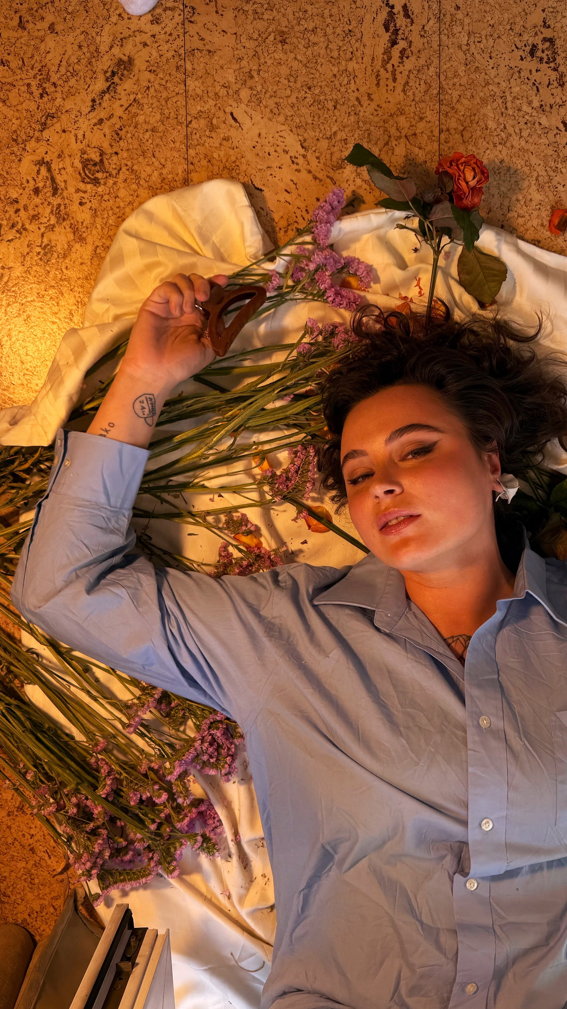 Оля и цветы. Фотограф Санкт-Петербург Лена Бирди