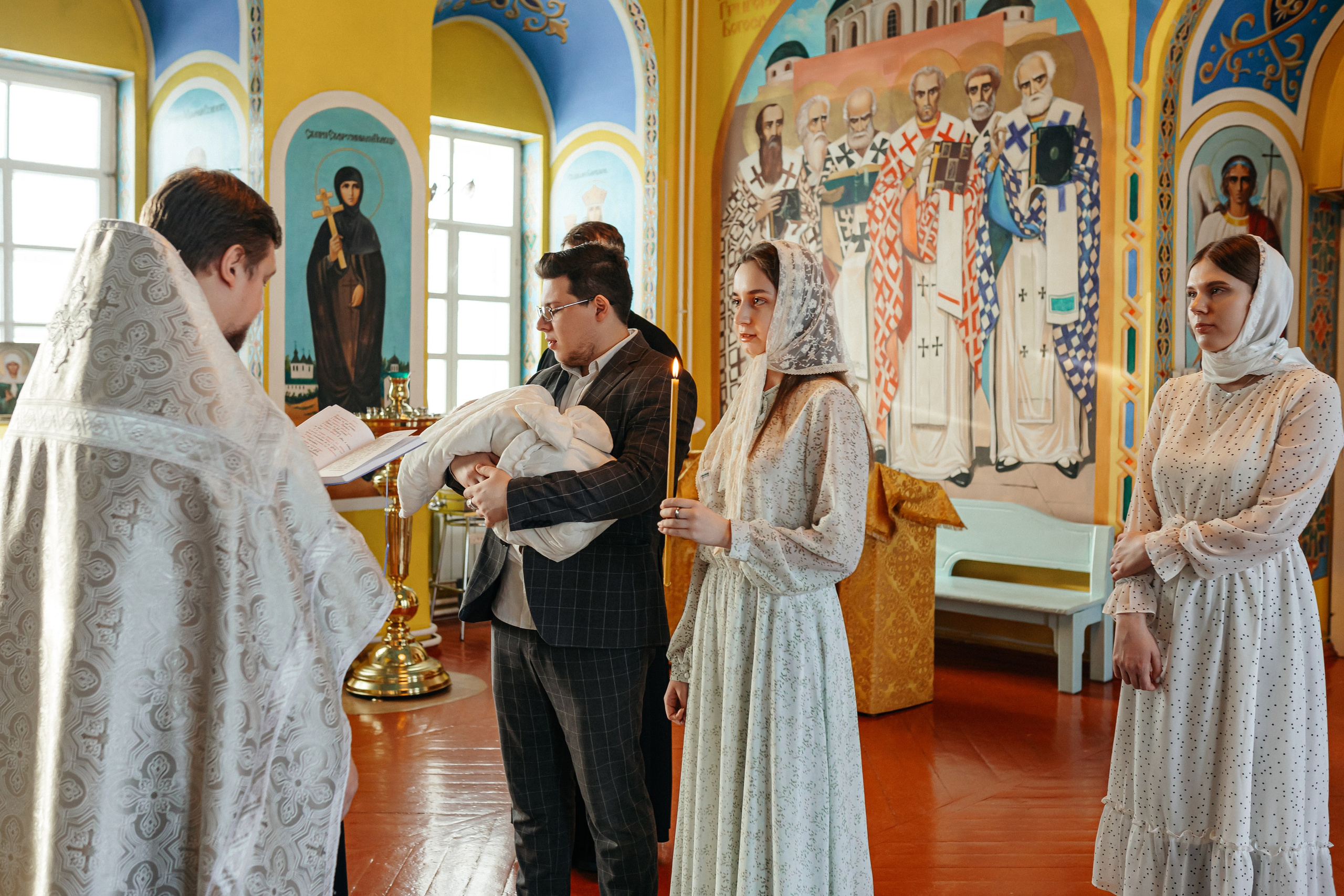 Фотосъемка крещения. Фотограф Ким Наталья в Красноярске