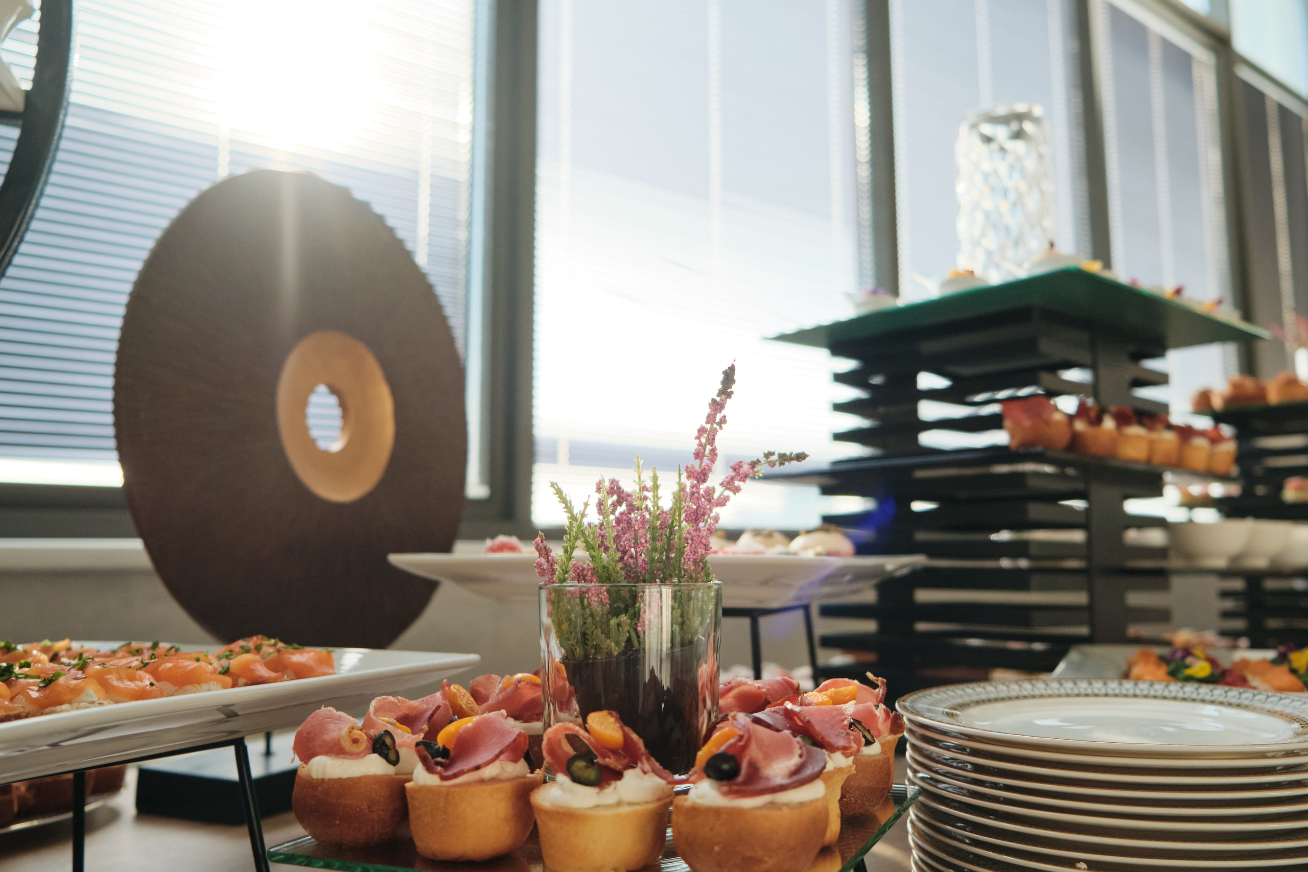 Открытие салона 100 градусов. Антон Ив