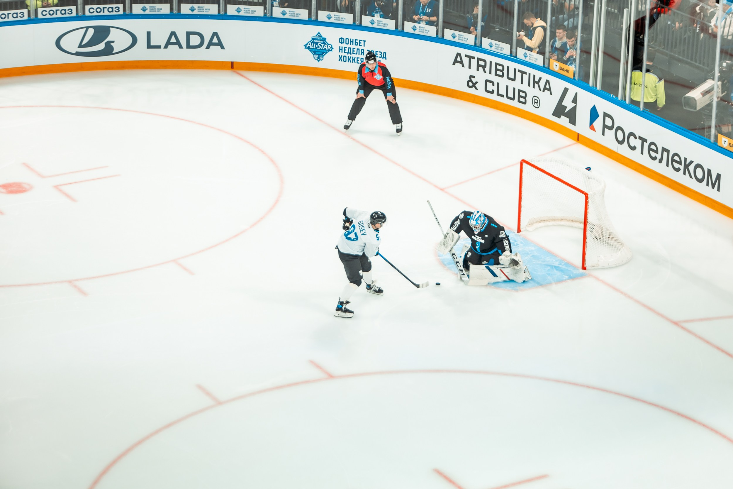 KHL All-Star 2025. Репортажный фотограф в Сочи Дмитрий Ветринский