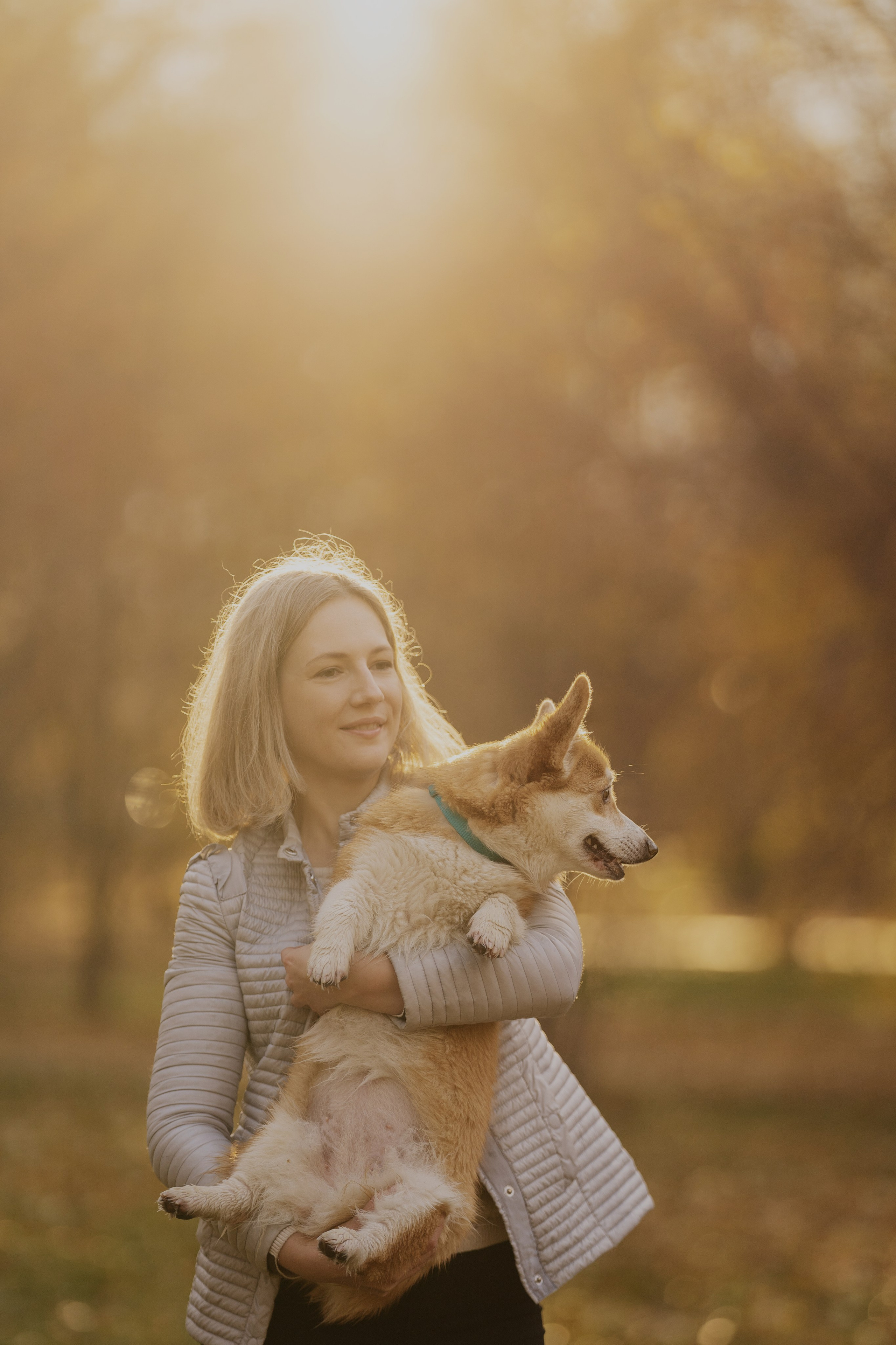 Ольга с семьей и их коргибанда. Kameramotor74