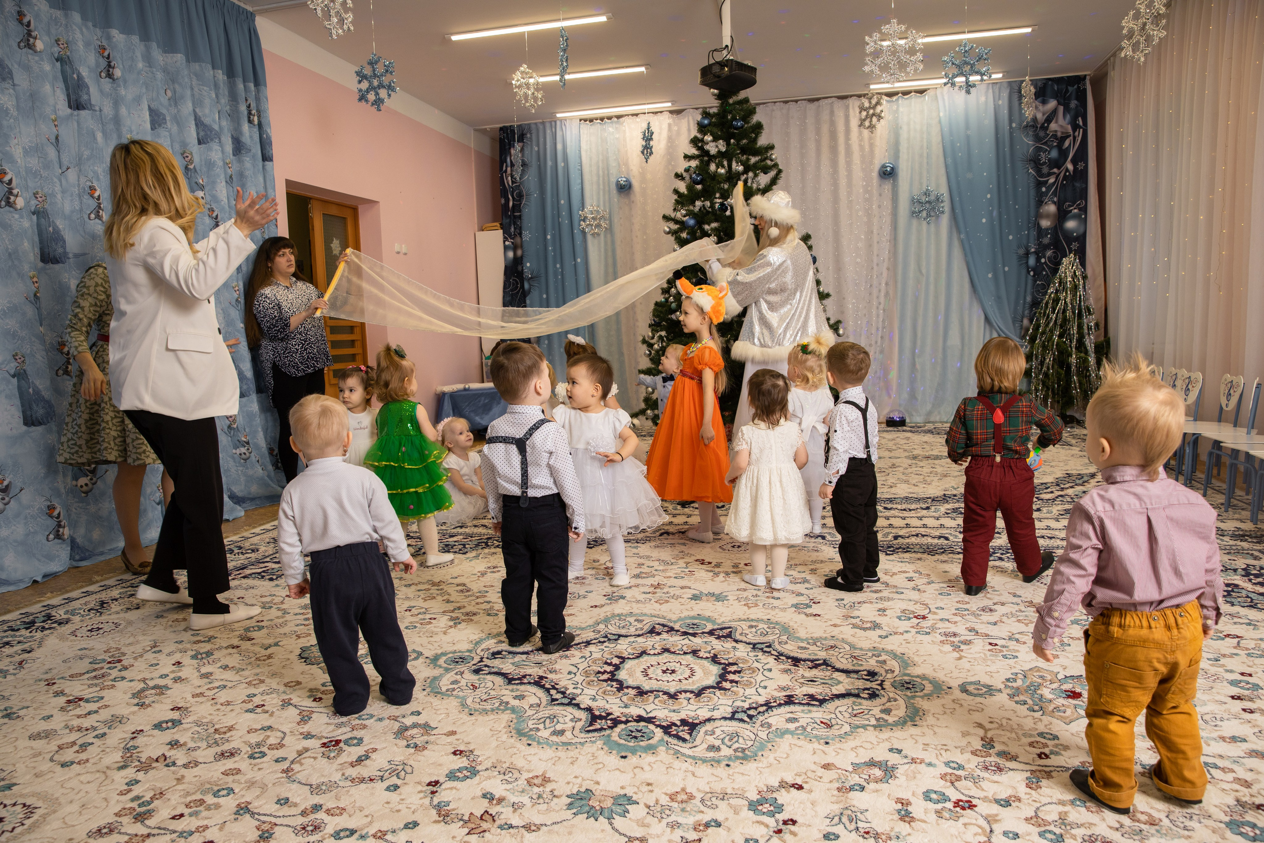 Новогодний утренник Успех. Фотограф в Железнодорожном и Балашихе