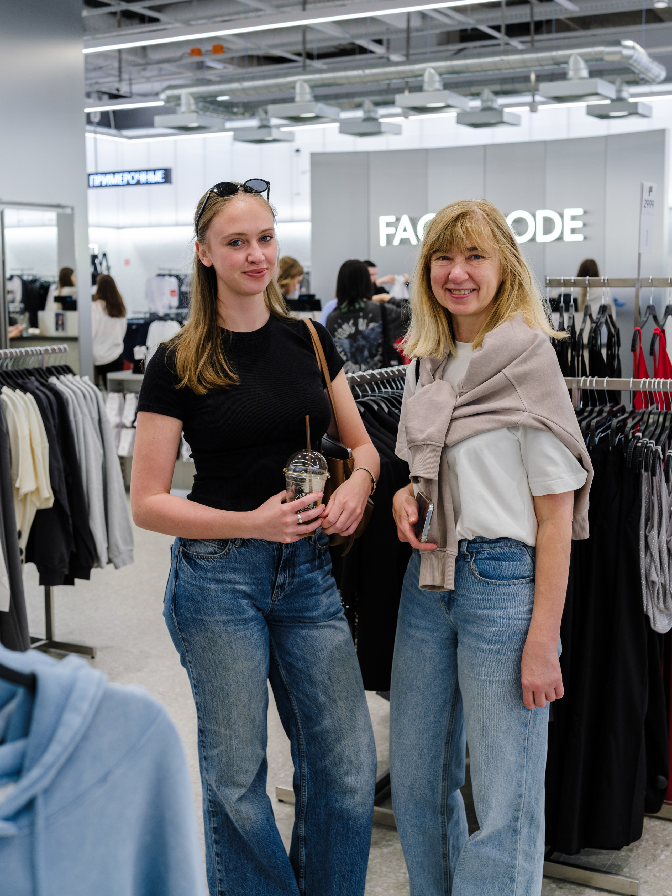 Открытие FACECODE. Репортажный и портретный фотограф в Москве Илья Спиридонов