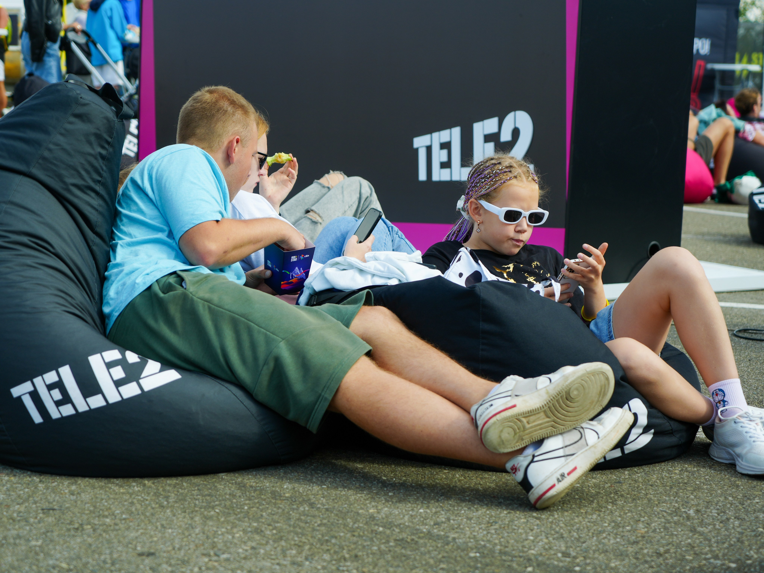 Фотоотчет партнерской интеграции для компании TELE2 на фестивале Ironstar. Репортажный фотограф в Красной Поляне и Сочи Павлюченко Екатерина