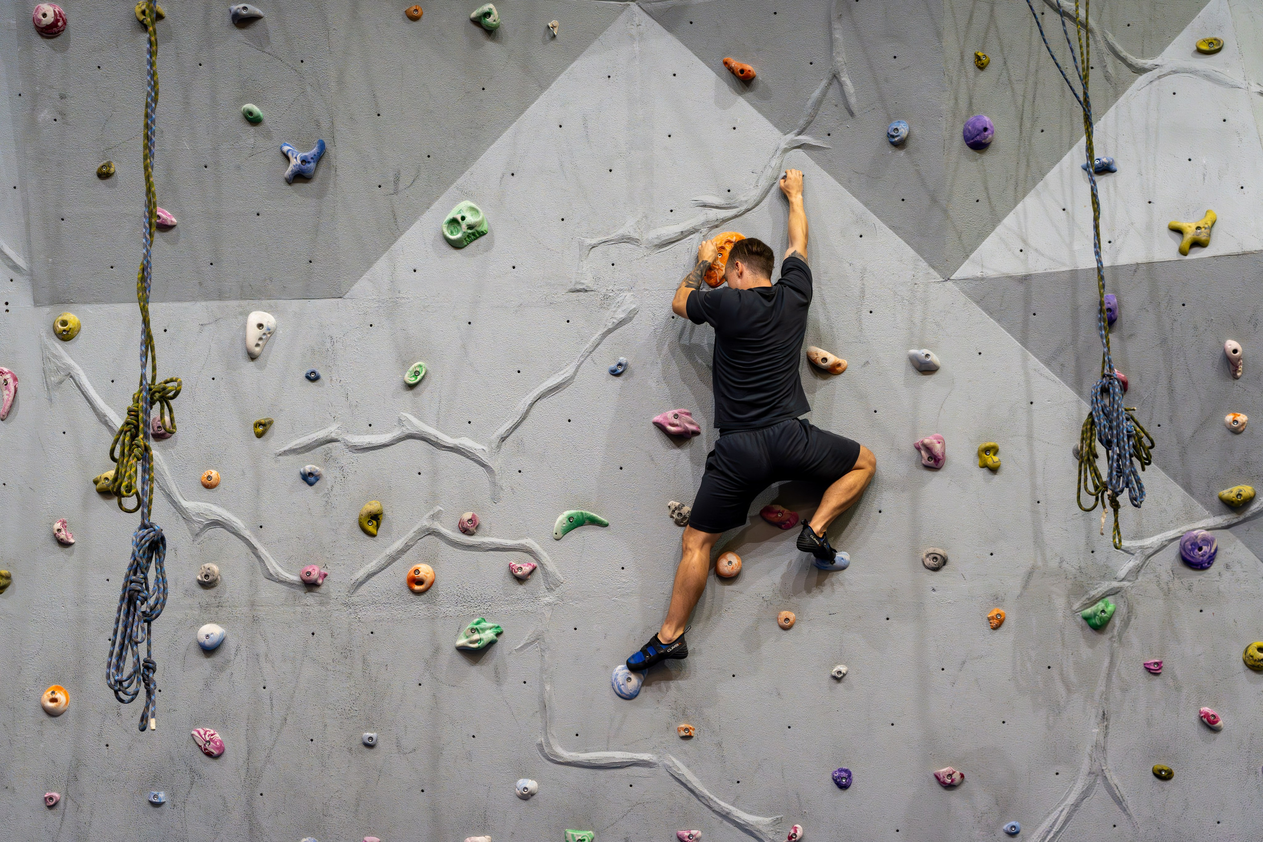 Контент съемка для скалодрома на курорте Газпром Поляна. Репортажный фотограф в Красной Поляне и Сочи Павлюченко Екатерина