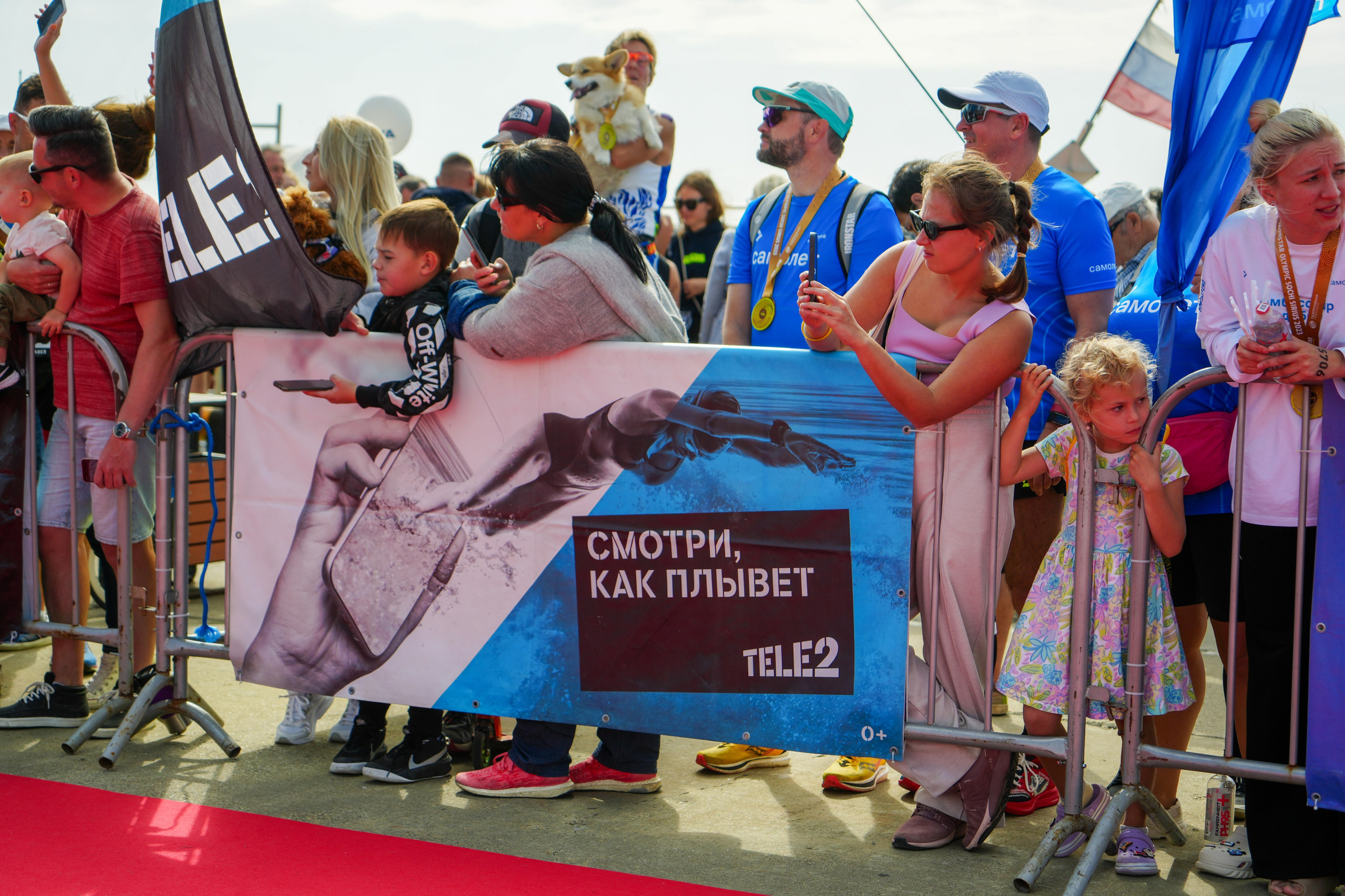 Фотоотчет партнерской интеграции для компании TELE2 на фестивале Ironstar. Репортажный фотограф в Красной Поляне и Сочи Павлюченко Екатерина
