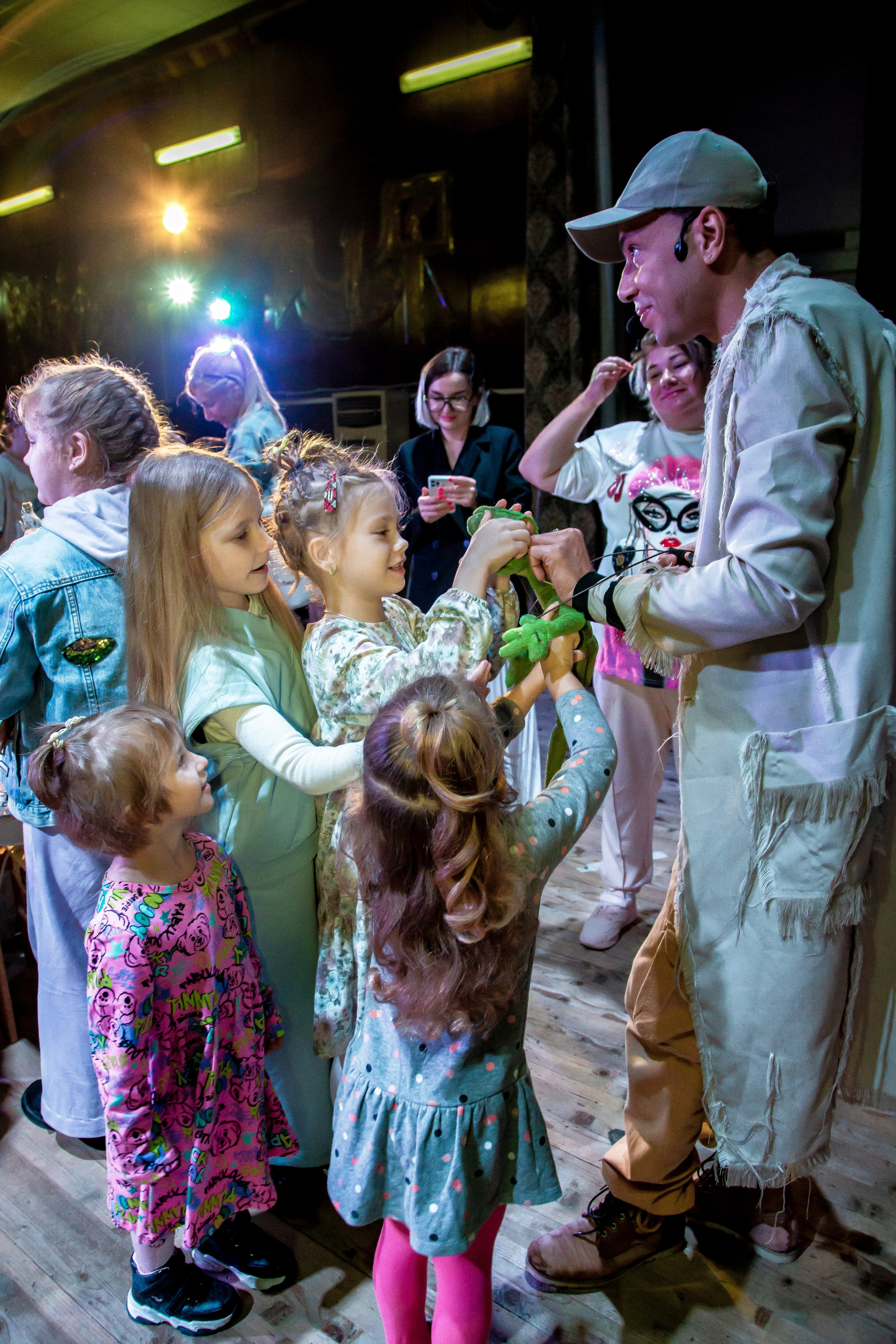 Спектакль театра Саквояж Лягушка путешествиница. Фотограф в Сочи Юрий Шептаев