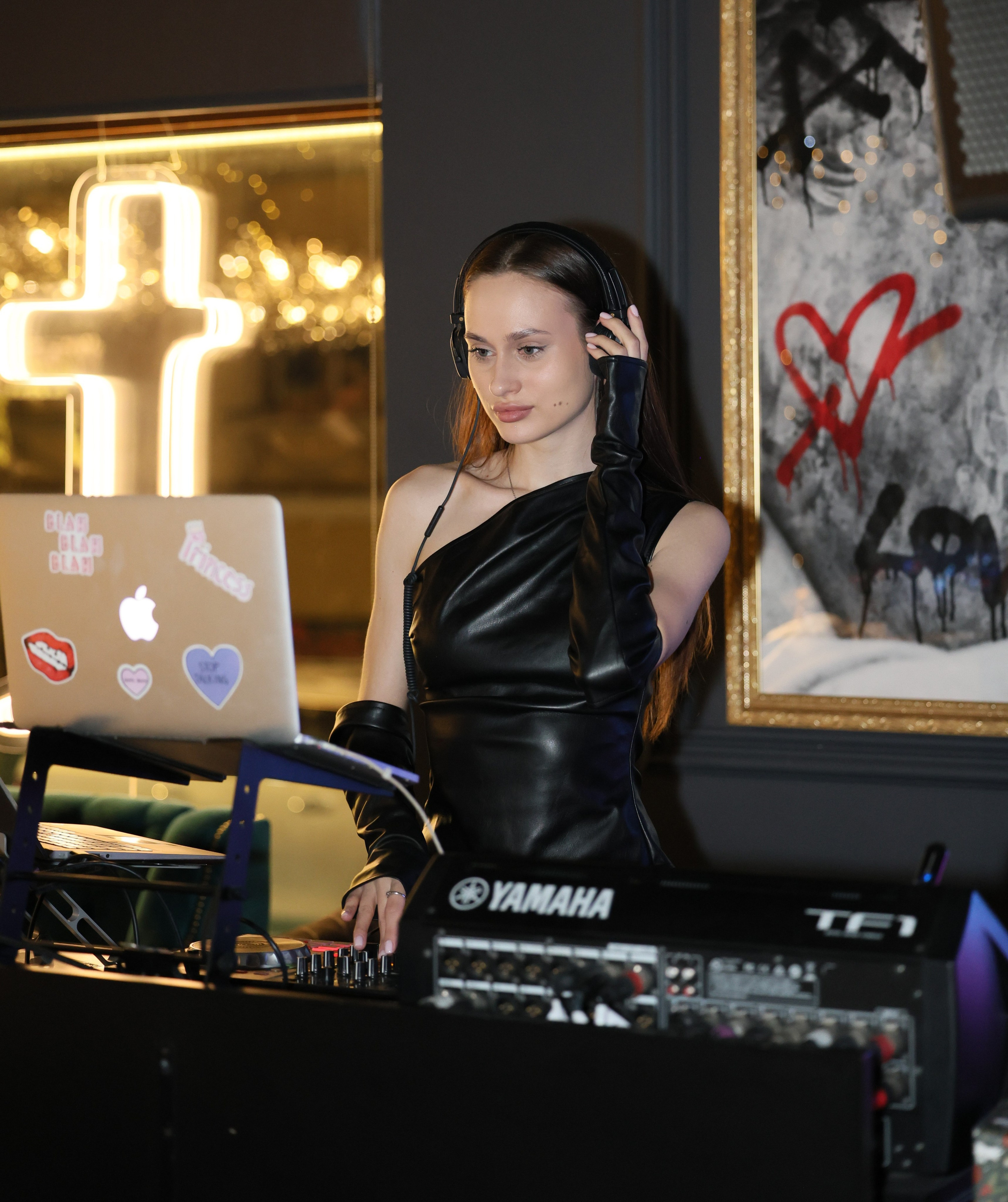 Открытие: Cyber Mafiа. Главная