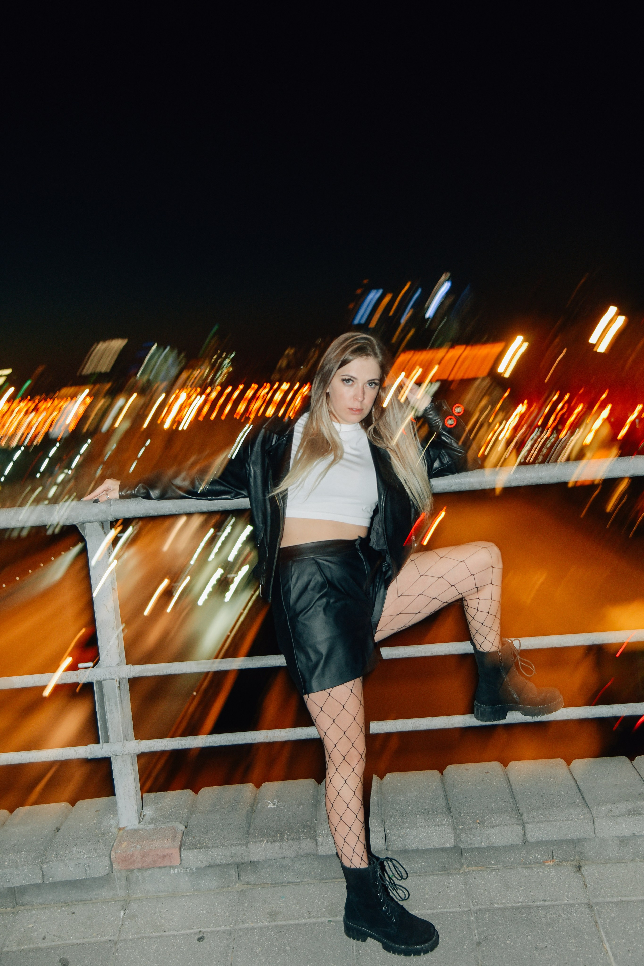 Крыша напротив Москва-Сити. Фотограф Лола Волна, город Москва