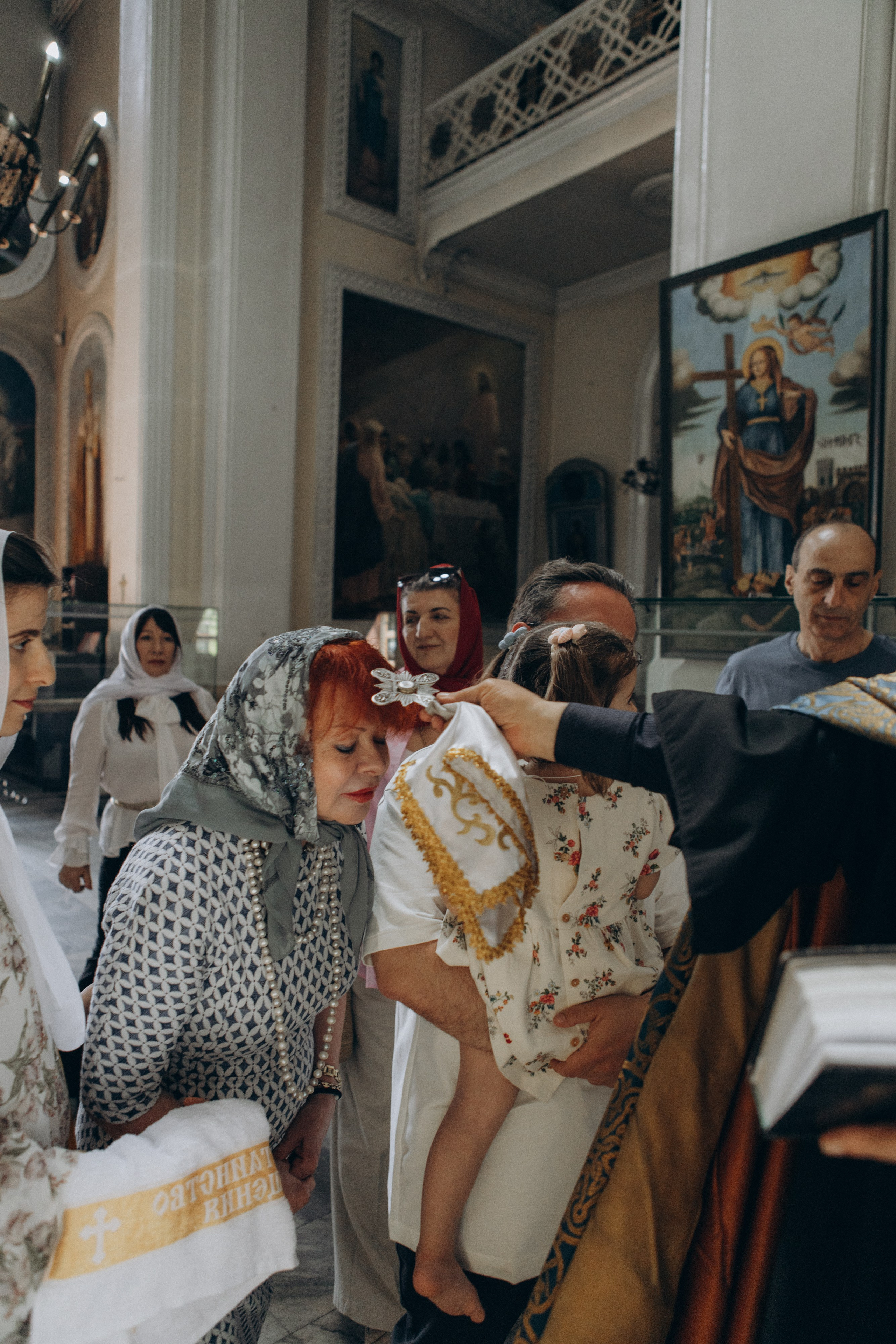 Крещение Томы. Семейный фотограф и фотограф на роды в Ростове-на-Дону Мухина Виктория