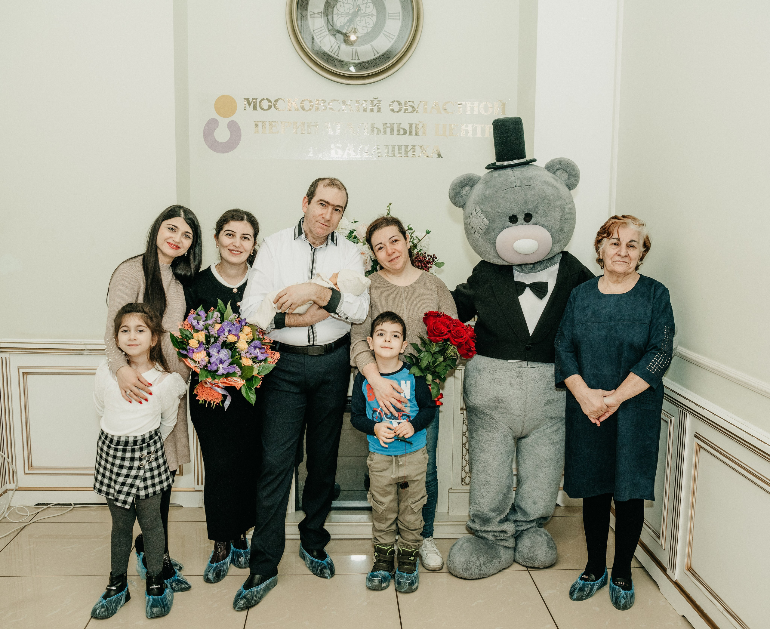 Выписка Вигена. Перинатальный центр в Балашихе. Фотограф на выписку из роддома в Москве и МО