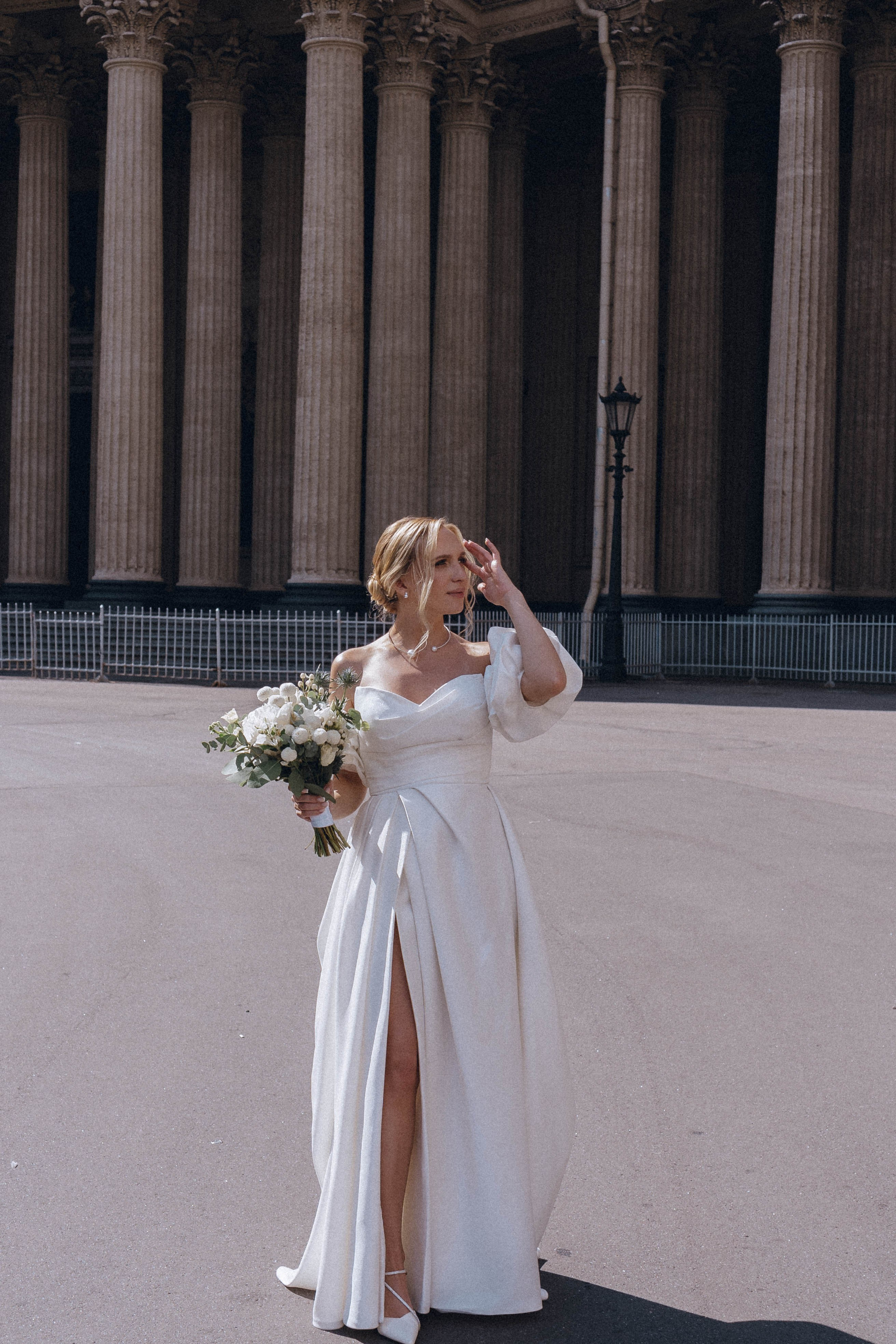 СВАДЕНБНАЯ СЬЕМКА НА КАТЕРЕ ПО КАНАЛАМ САНКТ-ПЕТЕРБУРГА И В АКВАТОРИИ НЕВЫ. Профессиональный фотограф, Санкт-Петербург — Виктория Богомолова