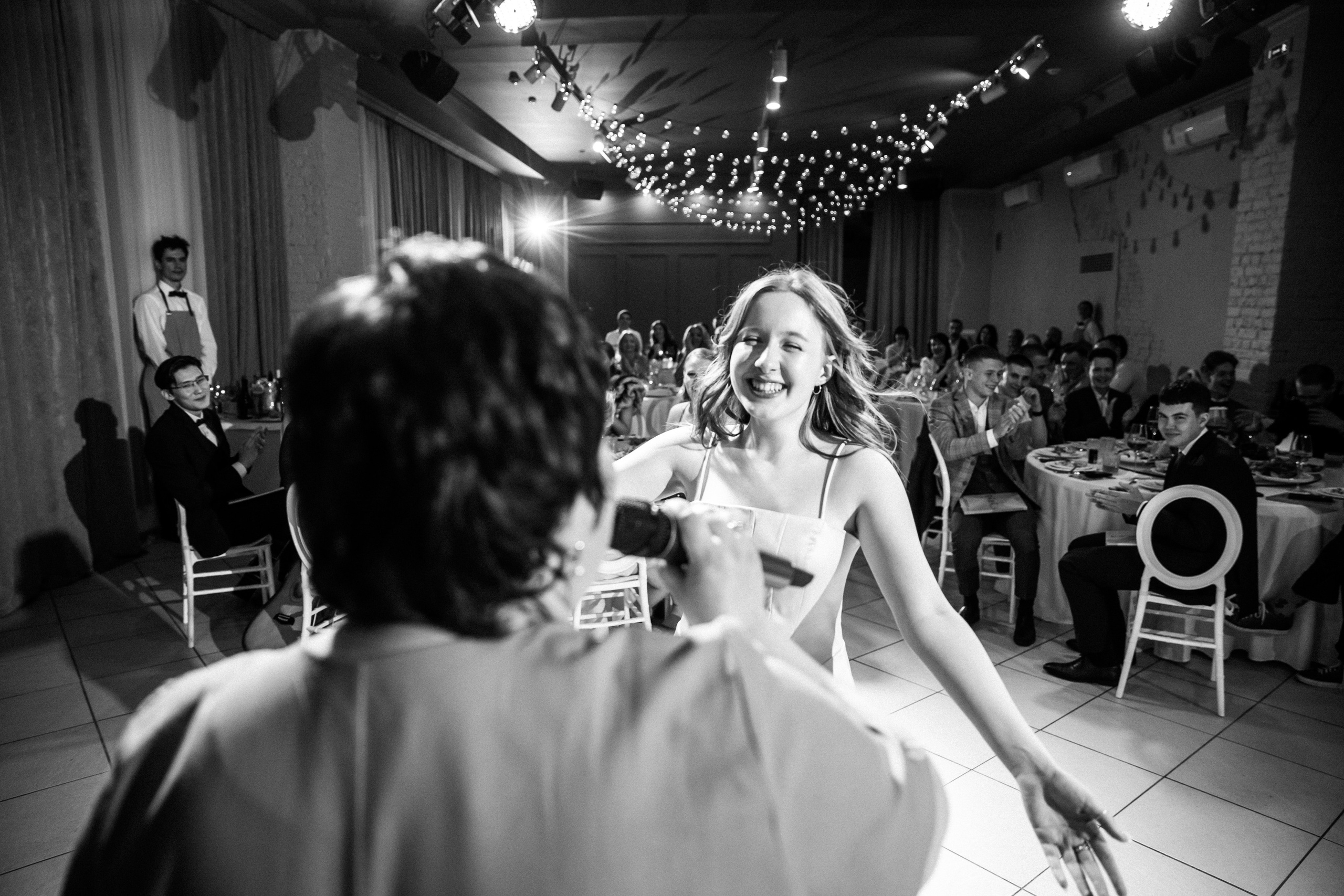 2023-06-23 Выпускной МБОУ СОШ № 10. Фотограф в Красноярске