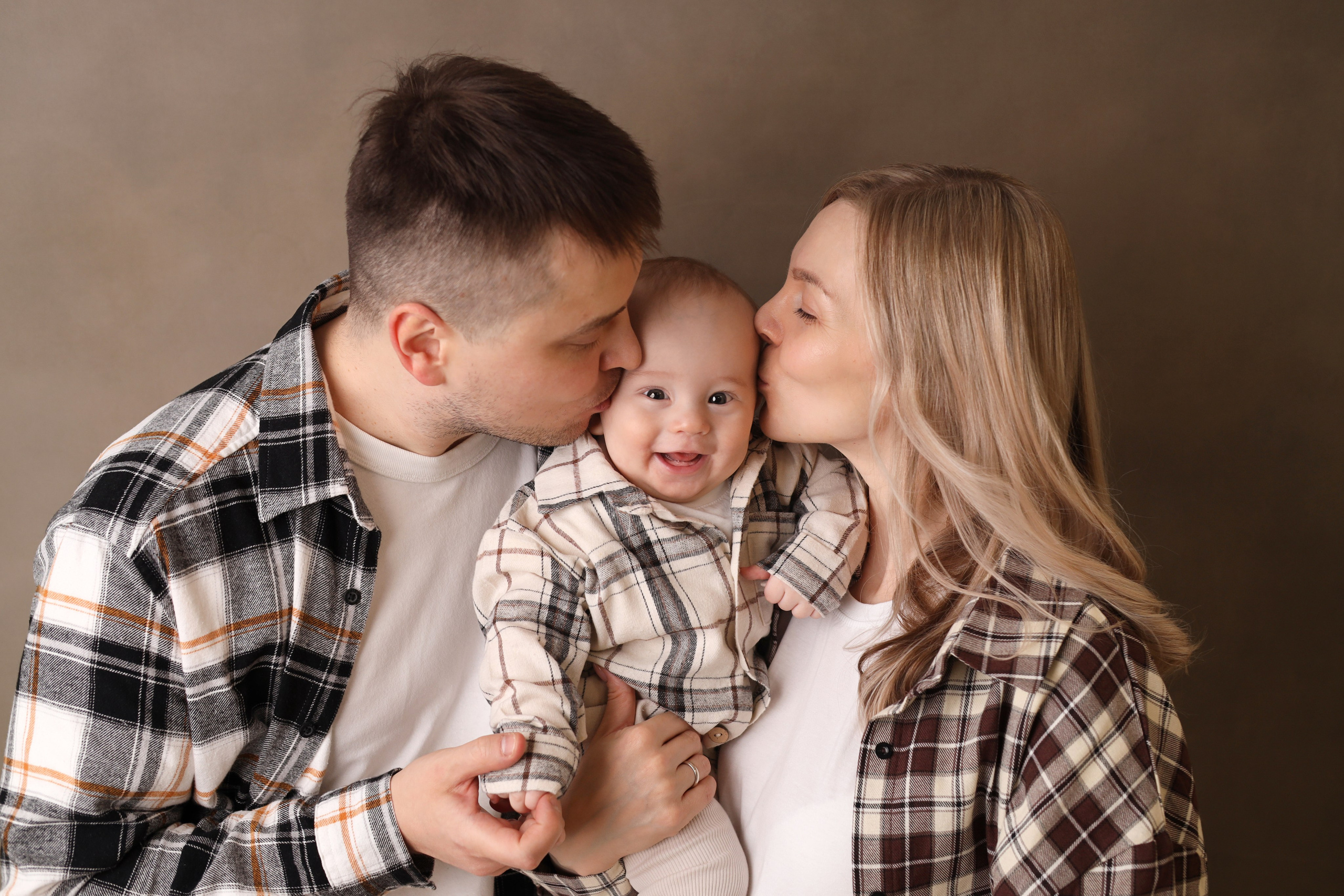 Фотосъемка малыша в 6 месяцев в Москве. Фотограф новорожденных Москва. Ньюборн фотограф Москва