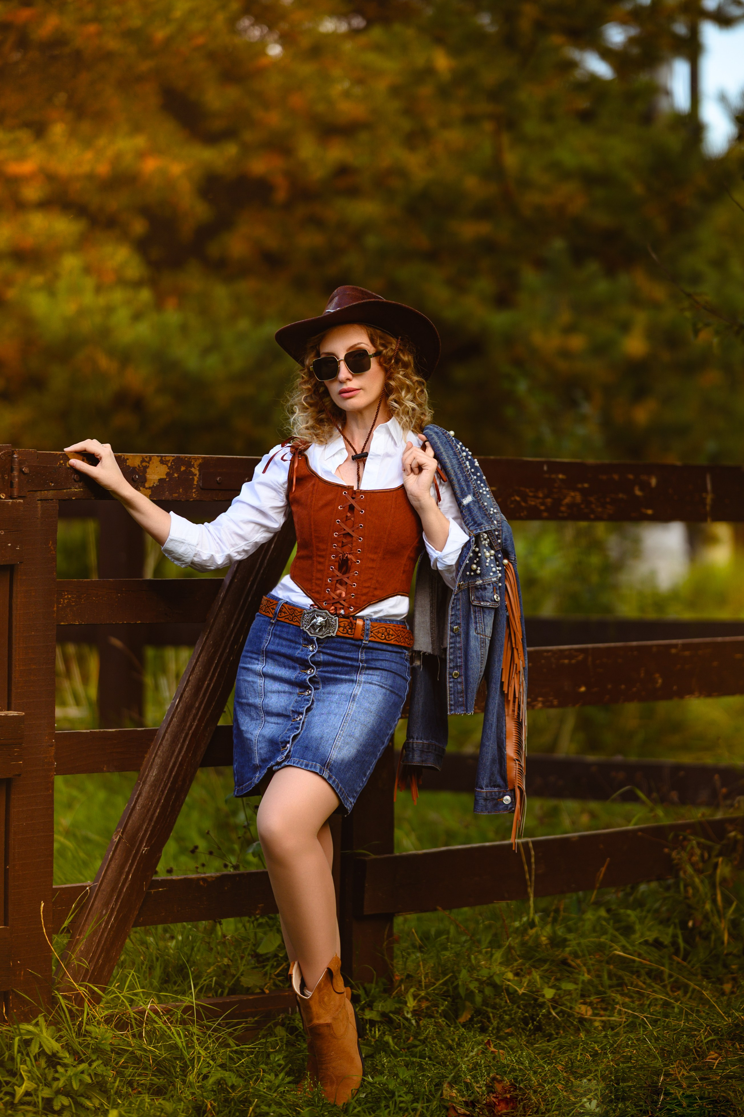 Ковбойша. Компания и фотошкола по созданию контента в Москве