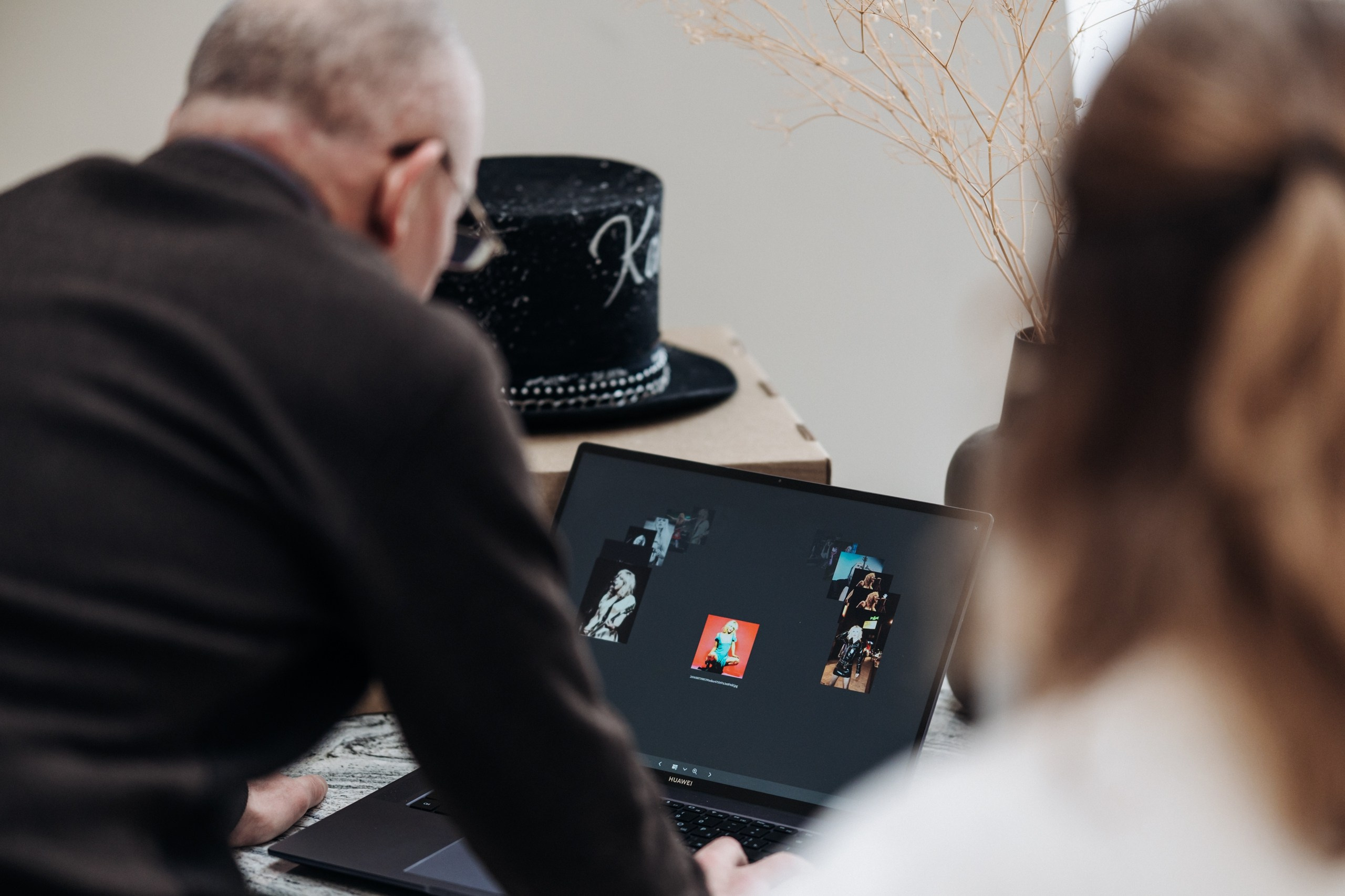 Промо-Сессия КамиLLа на обложку сингла «Дельтаплан». Репортажный фотограф Санкт-Петербург