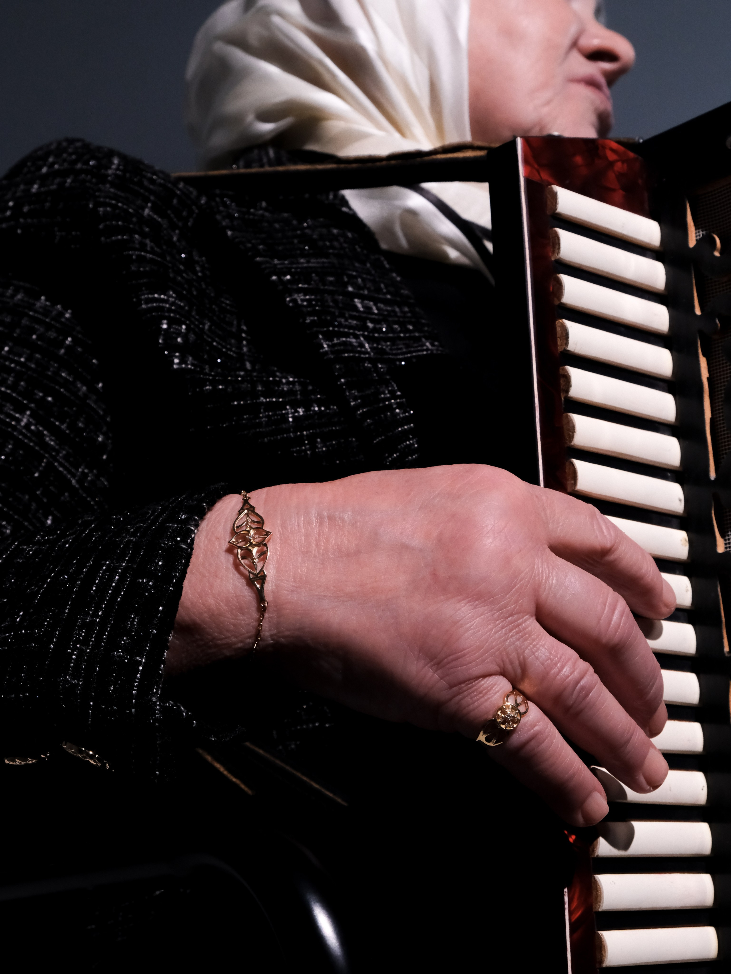 Mayralla Hazna. VonContent