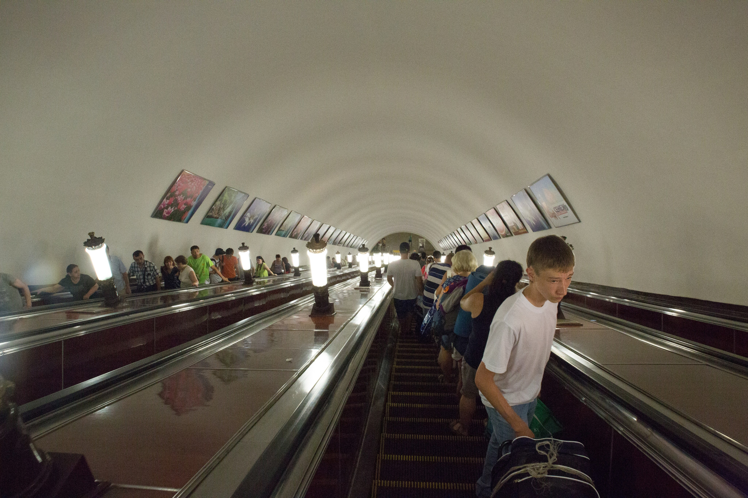 Фото метро в Москве. Студия Максима Белослюдцева