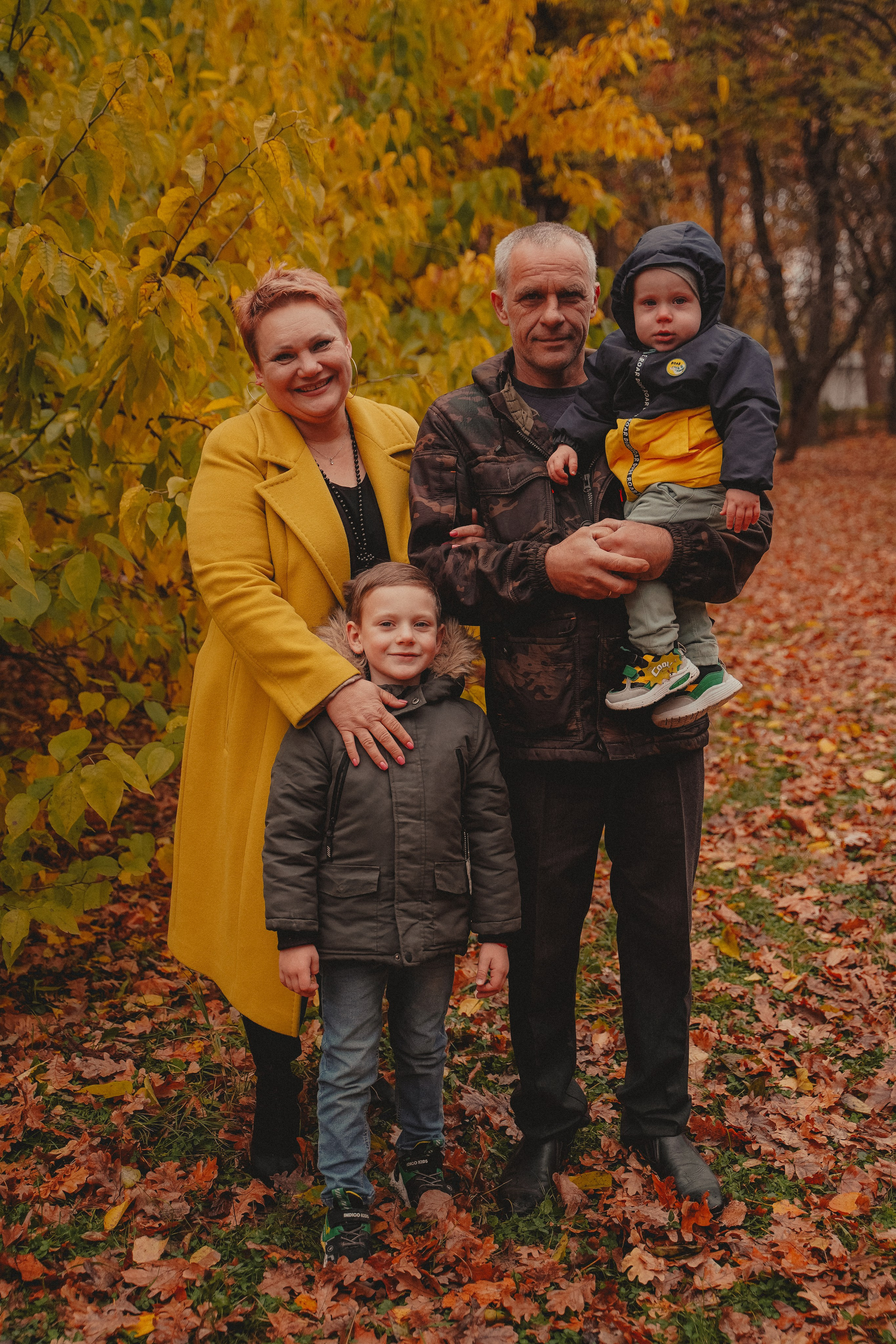 Фотосессия большой семьи в парке. Семейный и женский фотограф в Краснодаре Анастасия Приймак