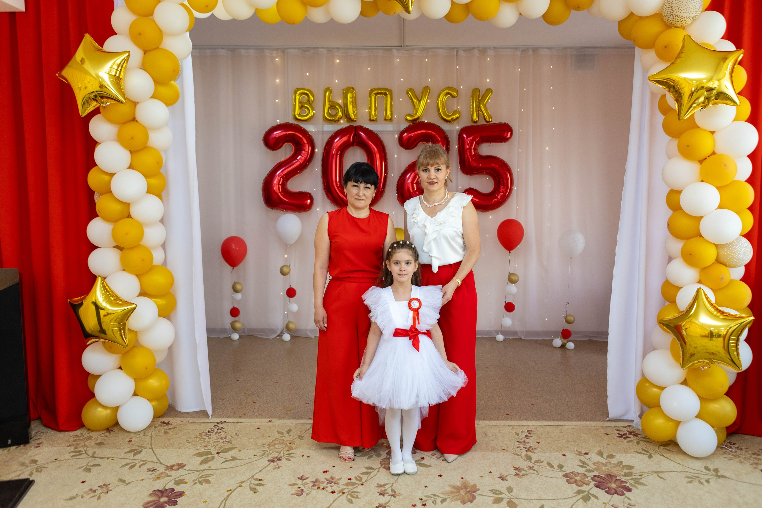 Выпускной в детскому саду 2025 год. Свадебный и предметный фотограф Ренат Каламперов