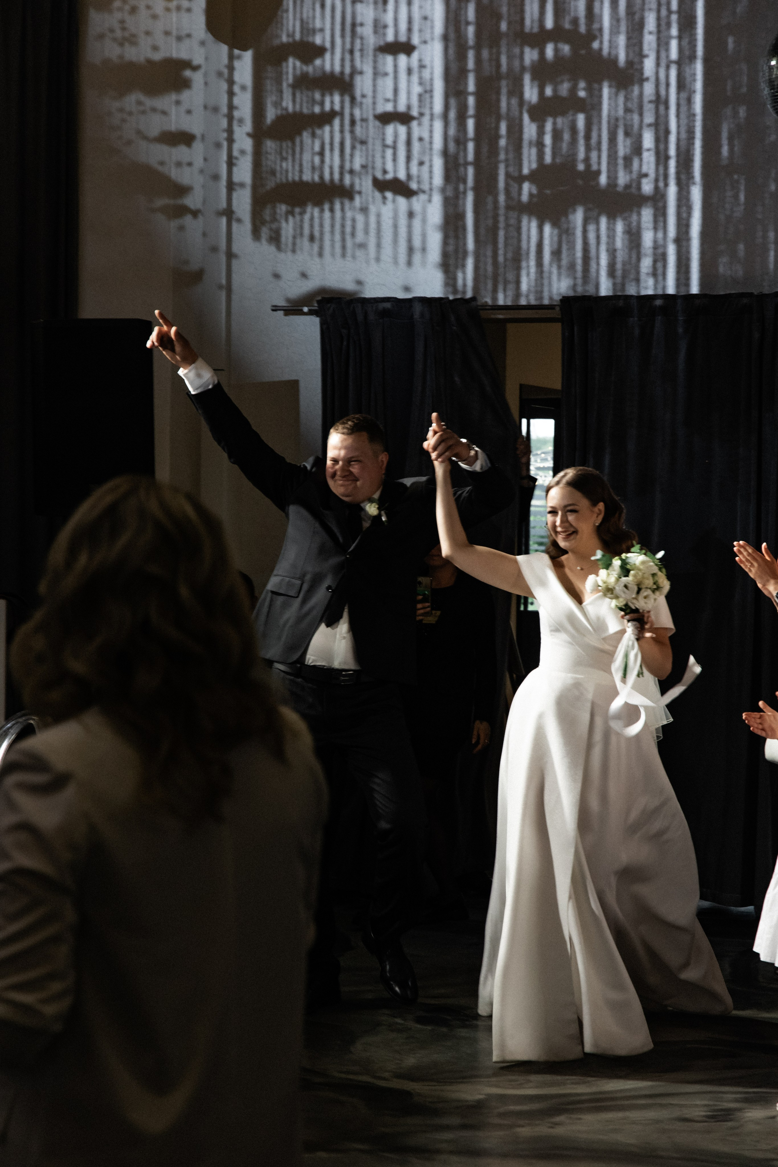 Данил и Любовь, мои фото с этого праздника. я был гость). Свадебный и семейный фотограф в г. Волхов Алексей Кочерыжкин