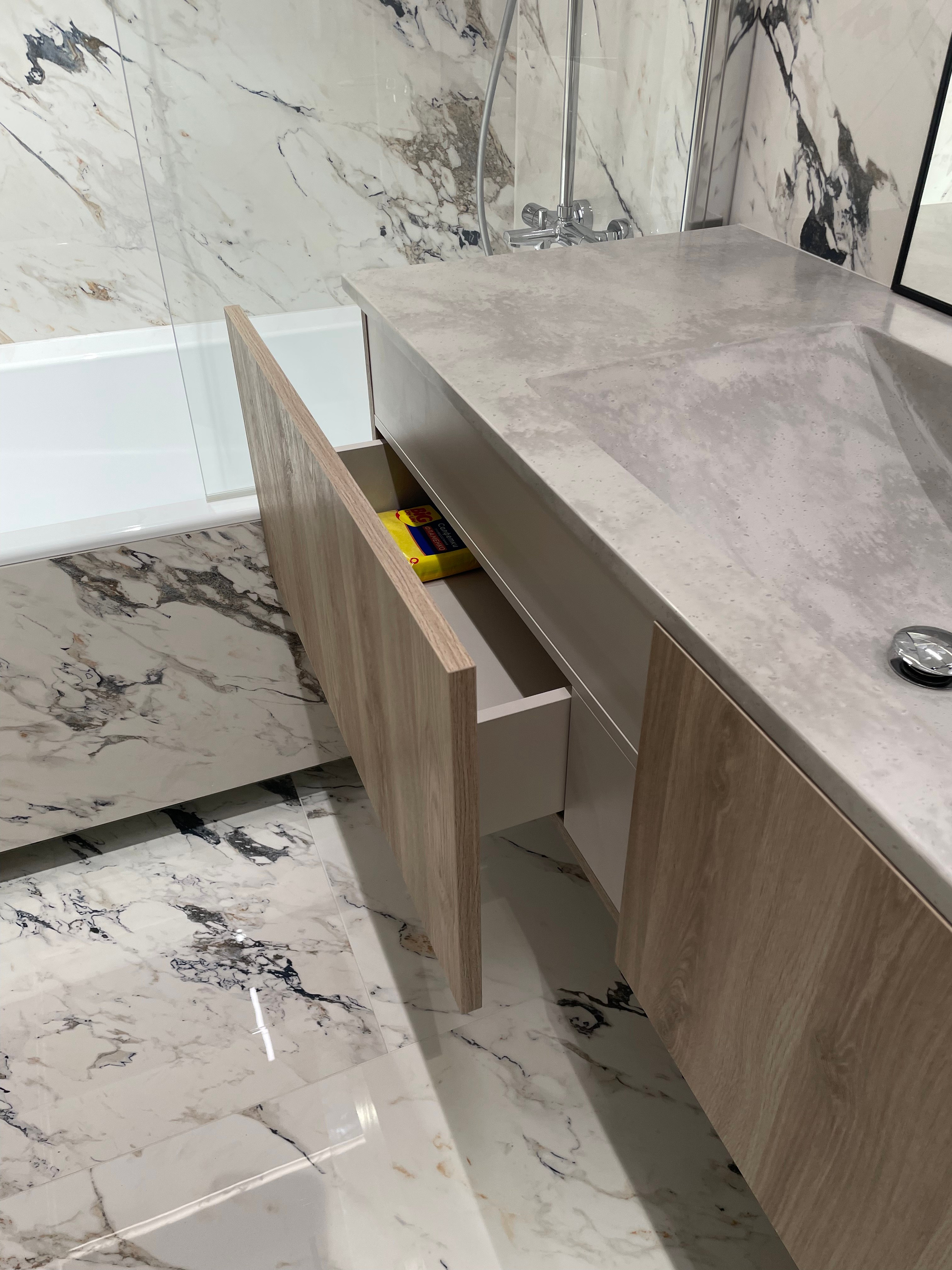 ЖК Нагорный. Дизайнер Алексей Масеевский. Мебель на заказ