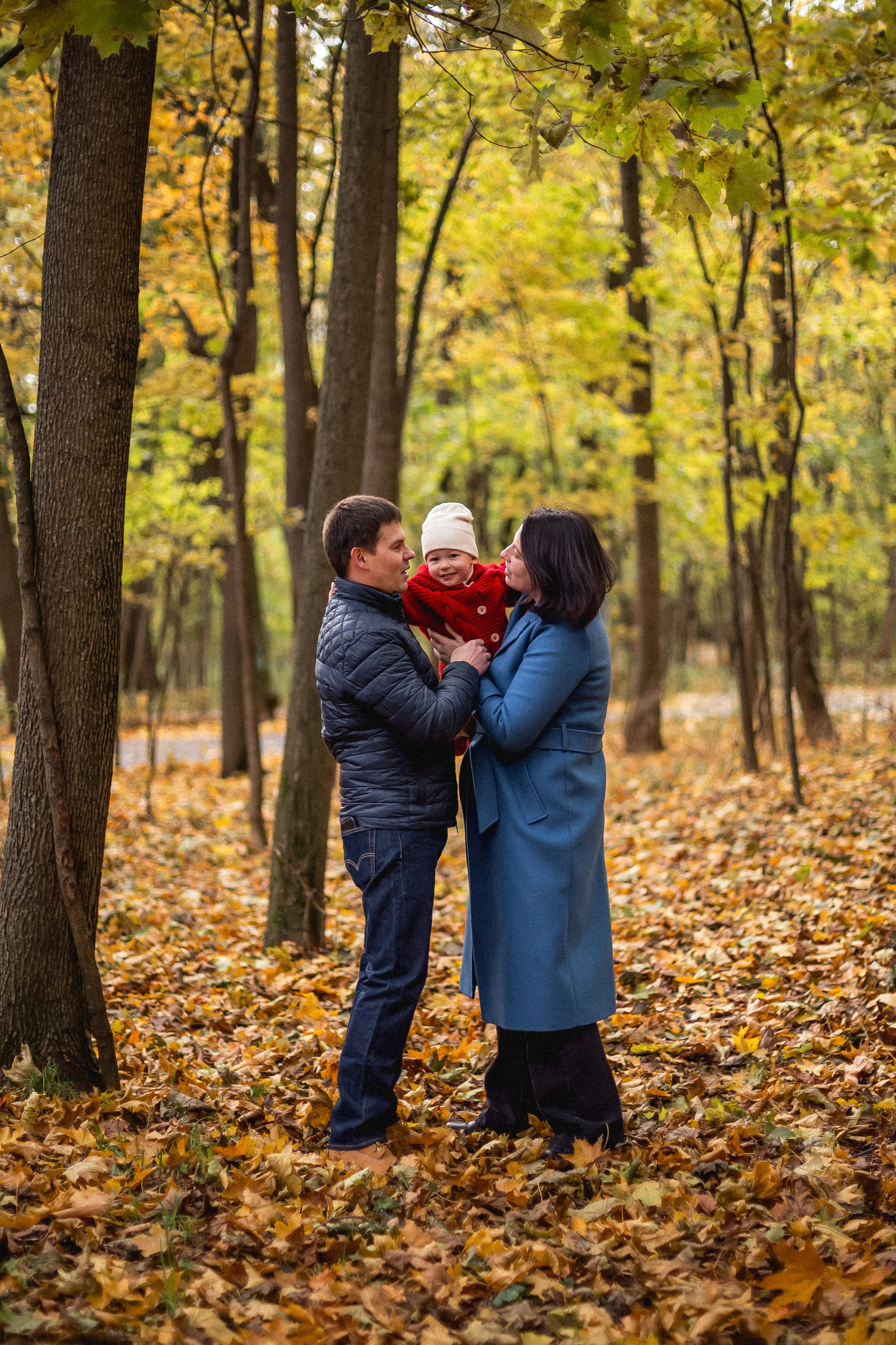 Тепло осени. Леон и родители. Фотограф в Москве Базанова Дарья