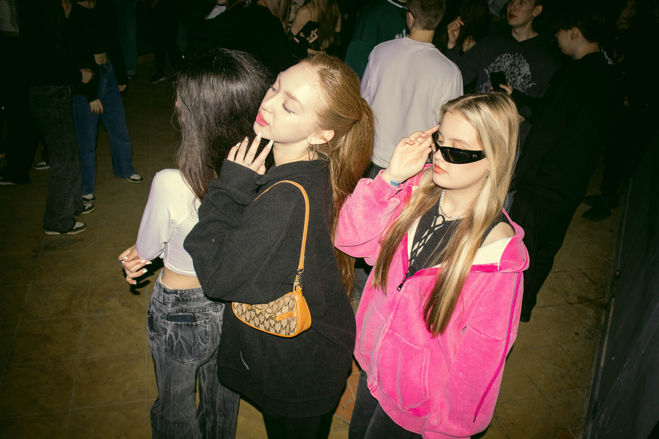 MOSHPIT. Фотограф и видеограф в Бугульме Аня Трутнева