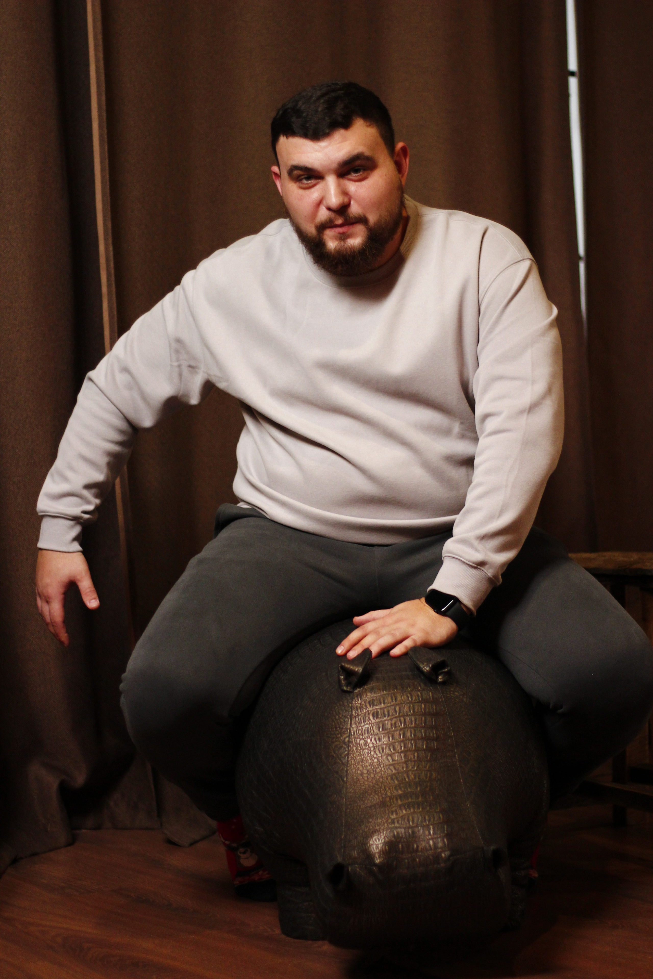 Фотосессия Даниила в фотостудии. Твой фотограф и видеограф в Тюмени — Сергей Бизин