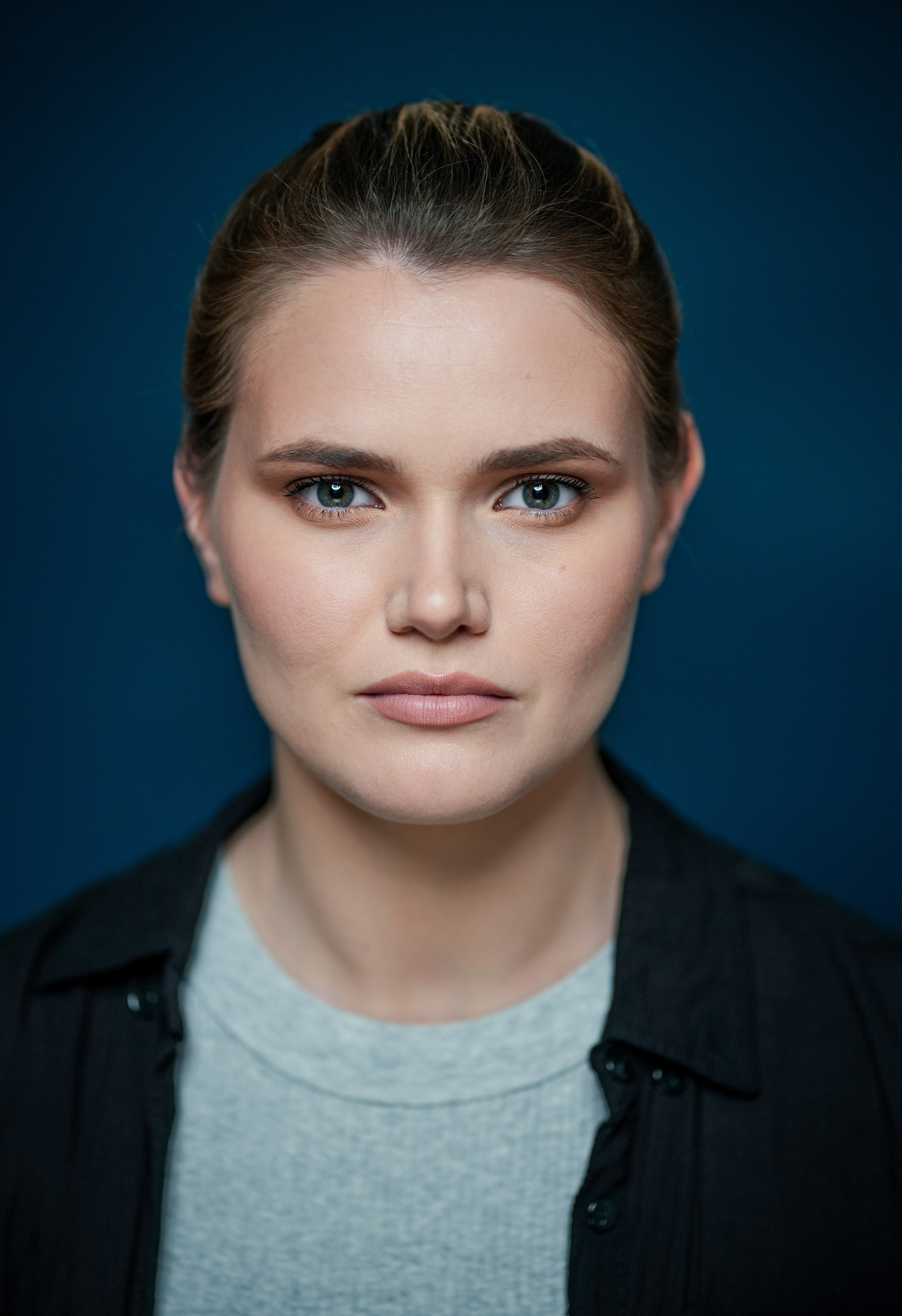 Актриса Алина Шацова. Портретная съемка в Москве, студийный фотограф Игорь Фомин