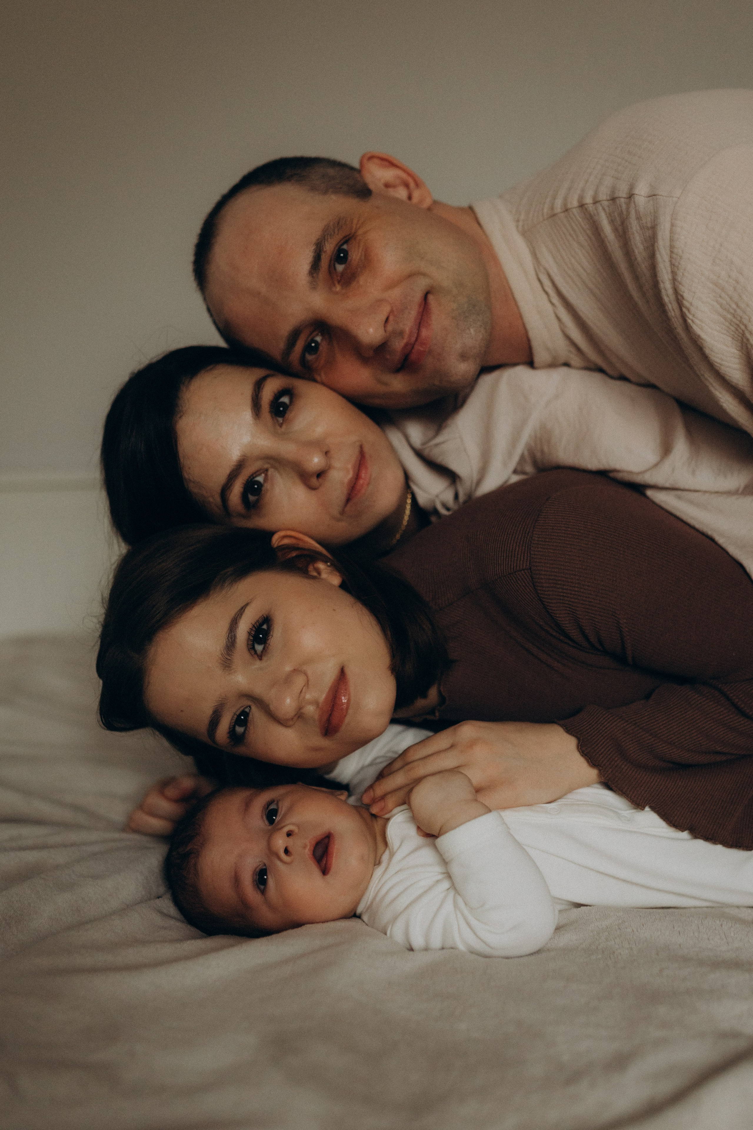 Семейная домашняя фотосессия в Москве. Семейный фотограф в Москве и Люберцах Юлия Гуськова