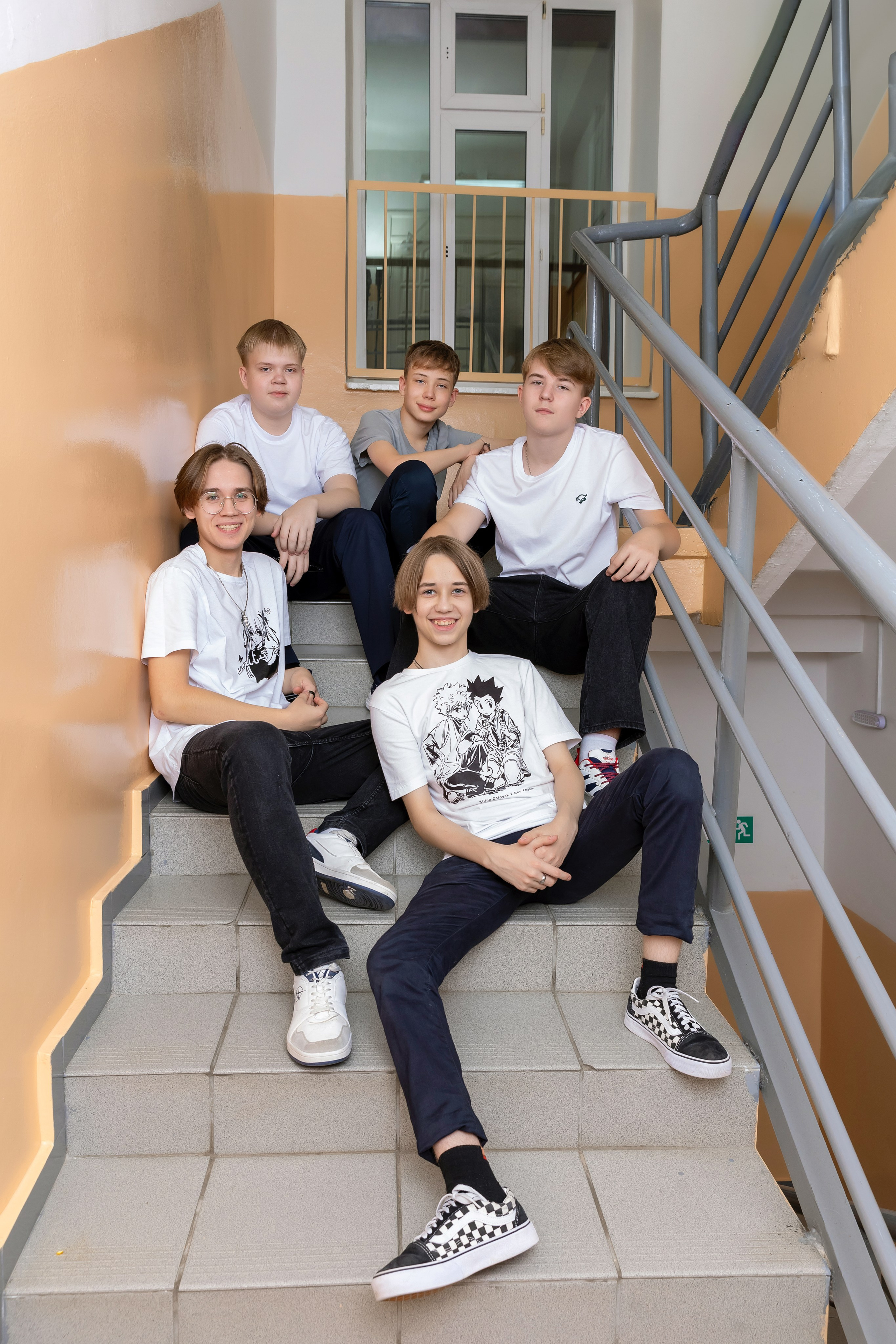 Примеры фото СТАРШИЕ КЛАССЫ. Фотограф Радужный ХМАО, Школьный фотограф, семейный фотограф, выпускной альбом