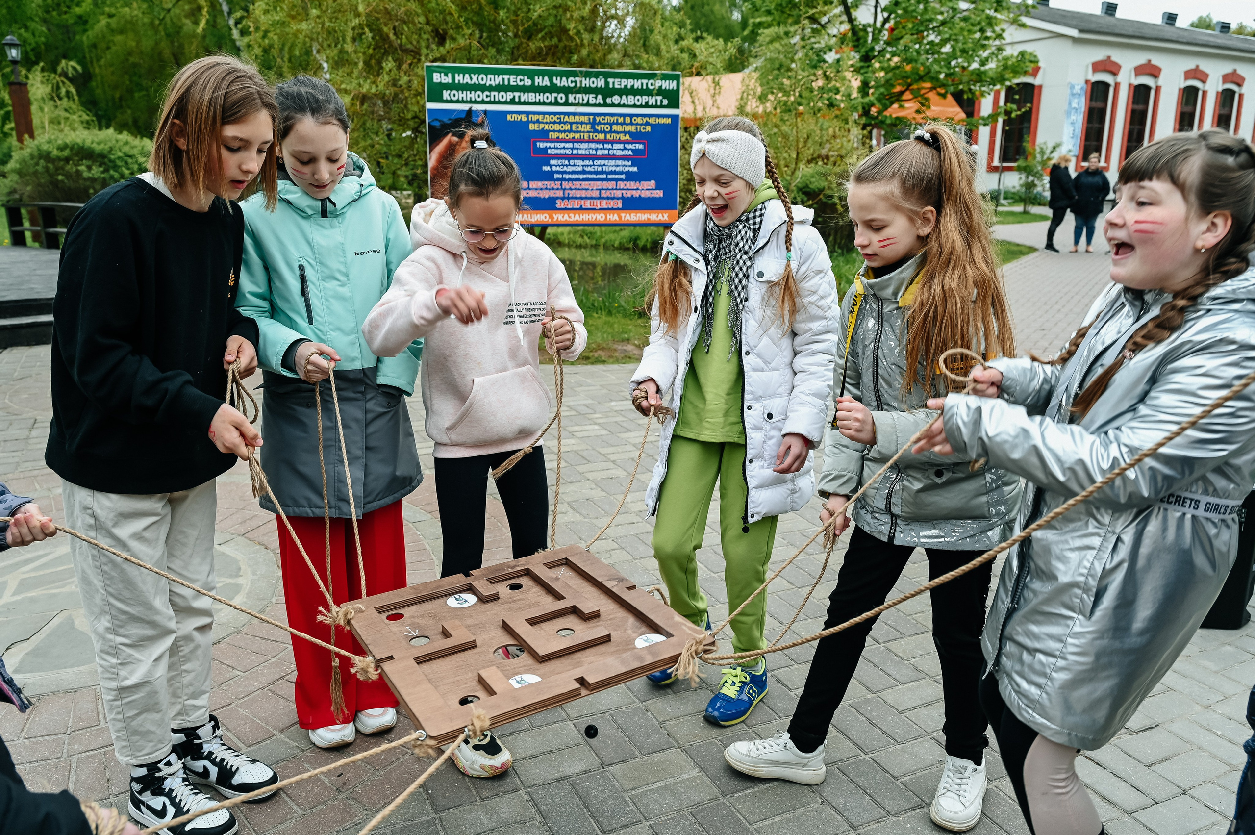 Выпускной 4-й класс. Фаворит. Фотограф Арина Агапова. Подольск, Москва https://arinafoto.wfolio.pro/
