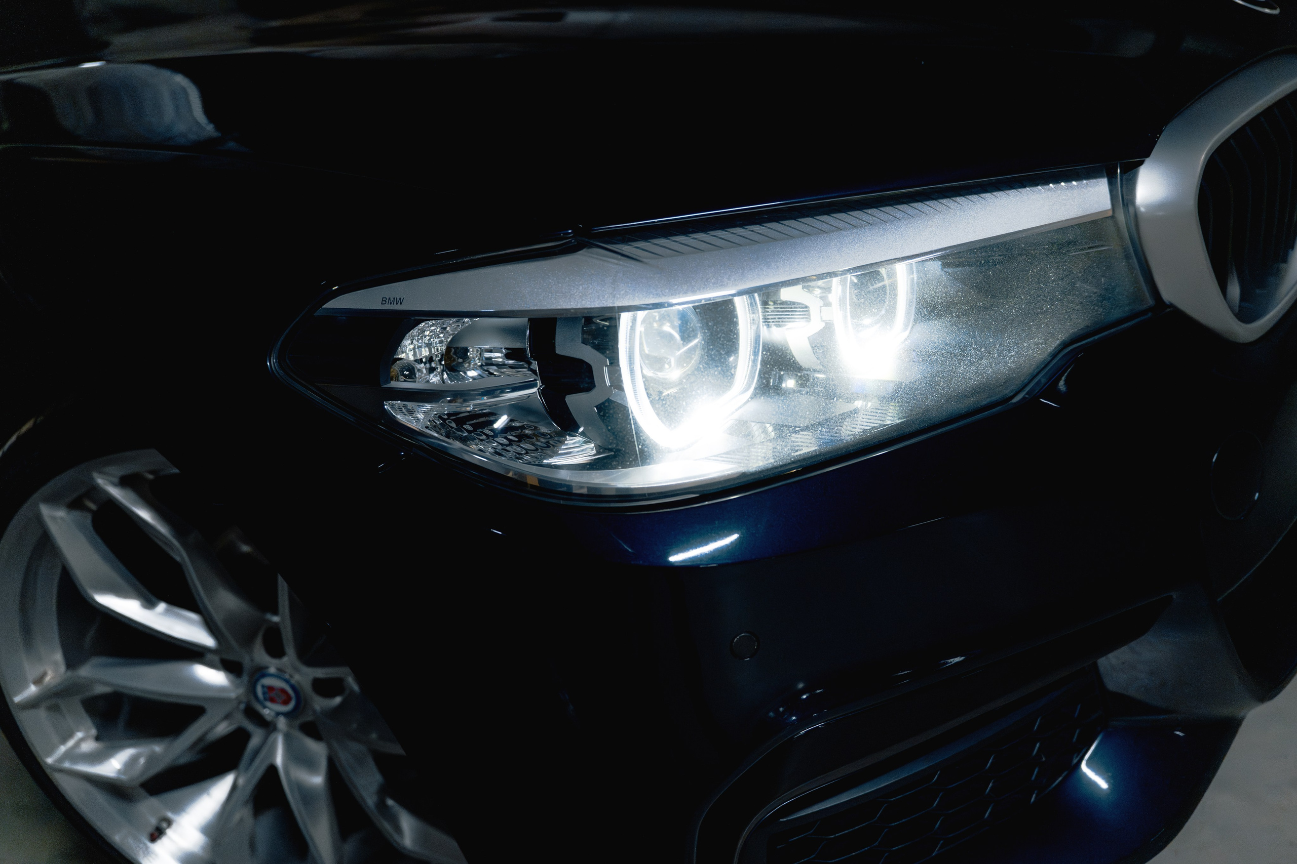 Фотографии BMW 520d G30