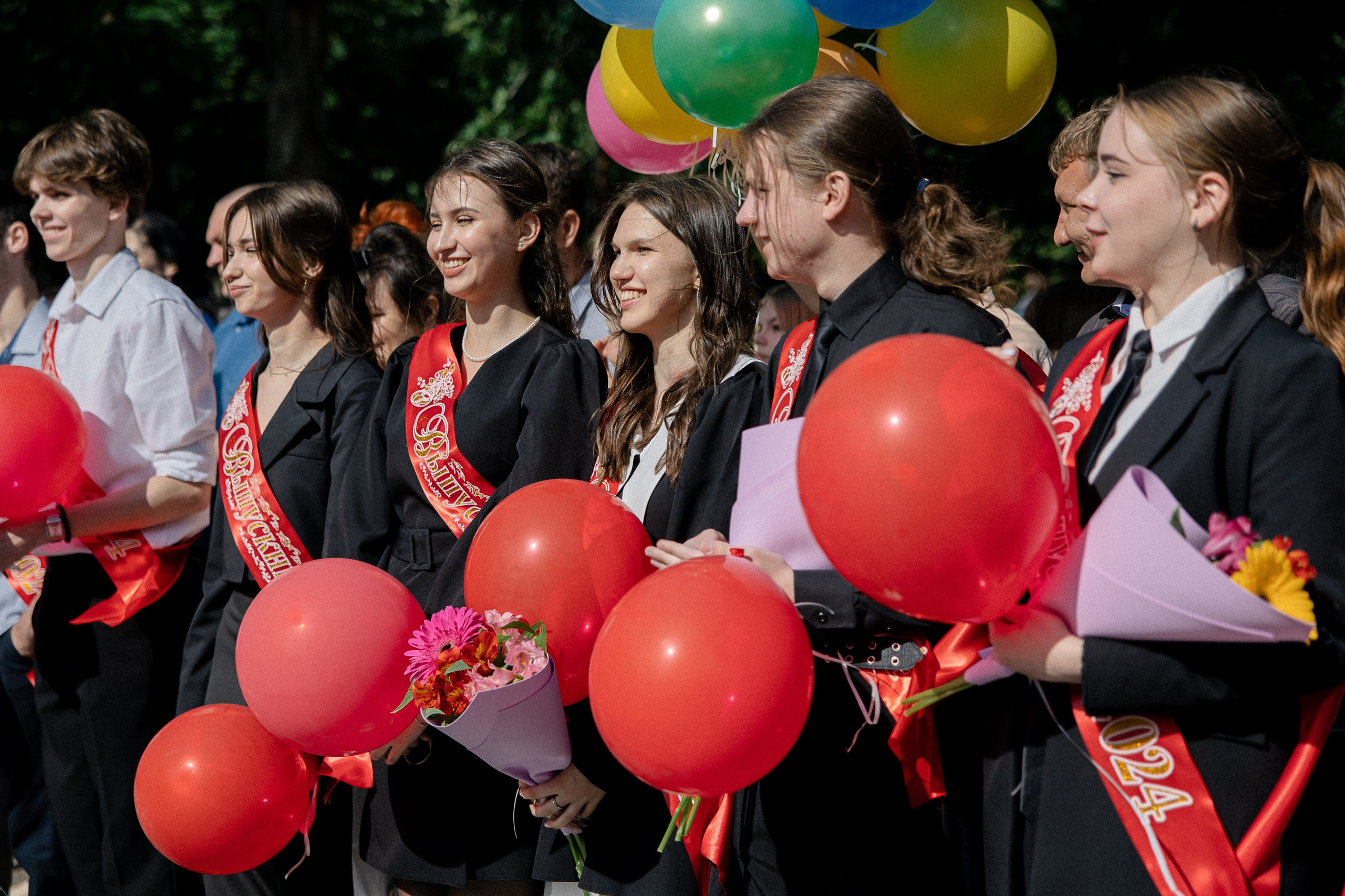 Последний звонок — линейка. Свадебный фотограф Роман Еремеев