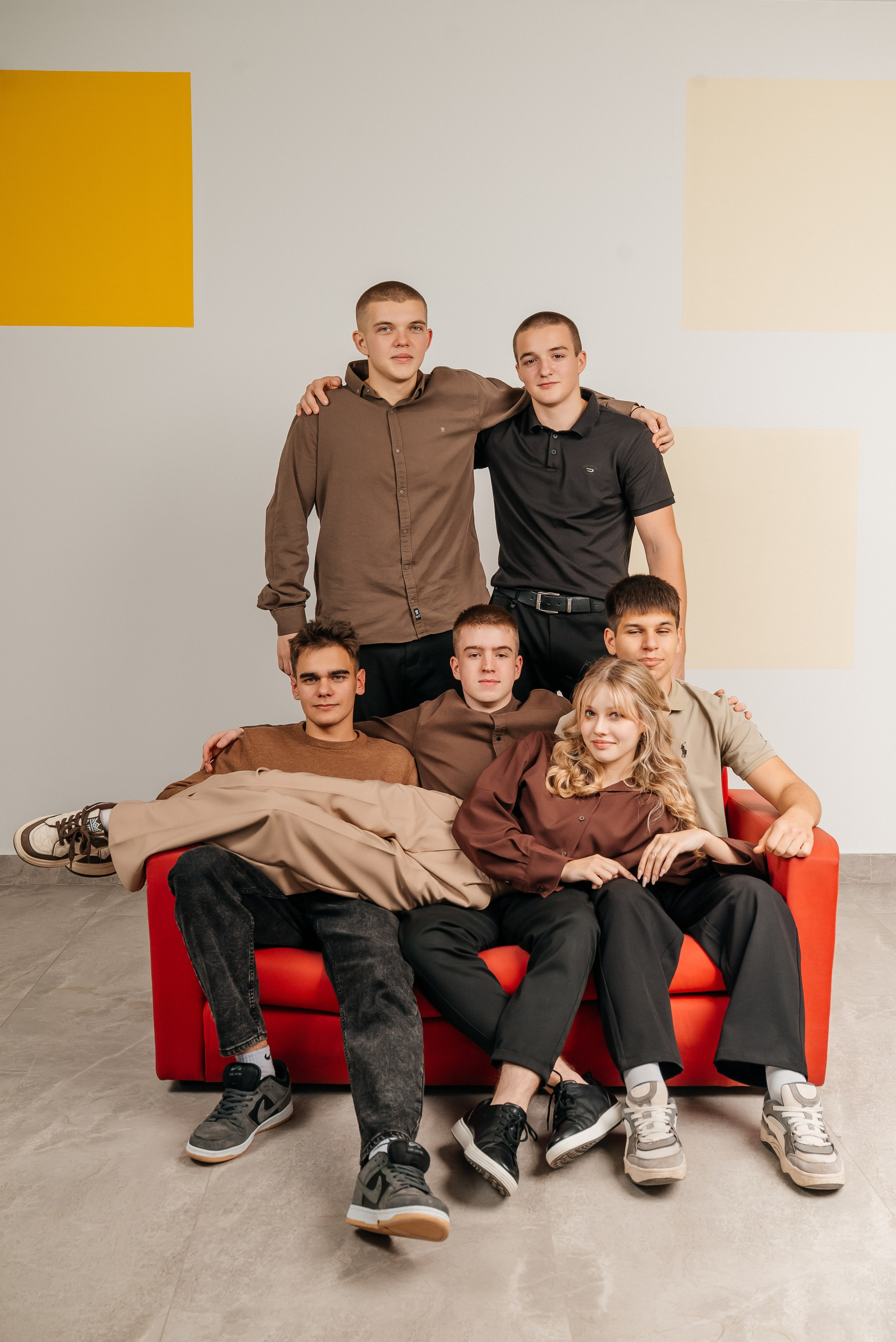 Когда стильно, тогда стильно. Школьный фотограф в Валуйках. Фотосессии для выпускников и изготовление выпускных альбомов в городе Валуйки и в Белгородской области