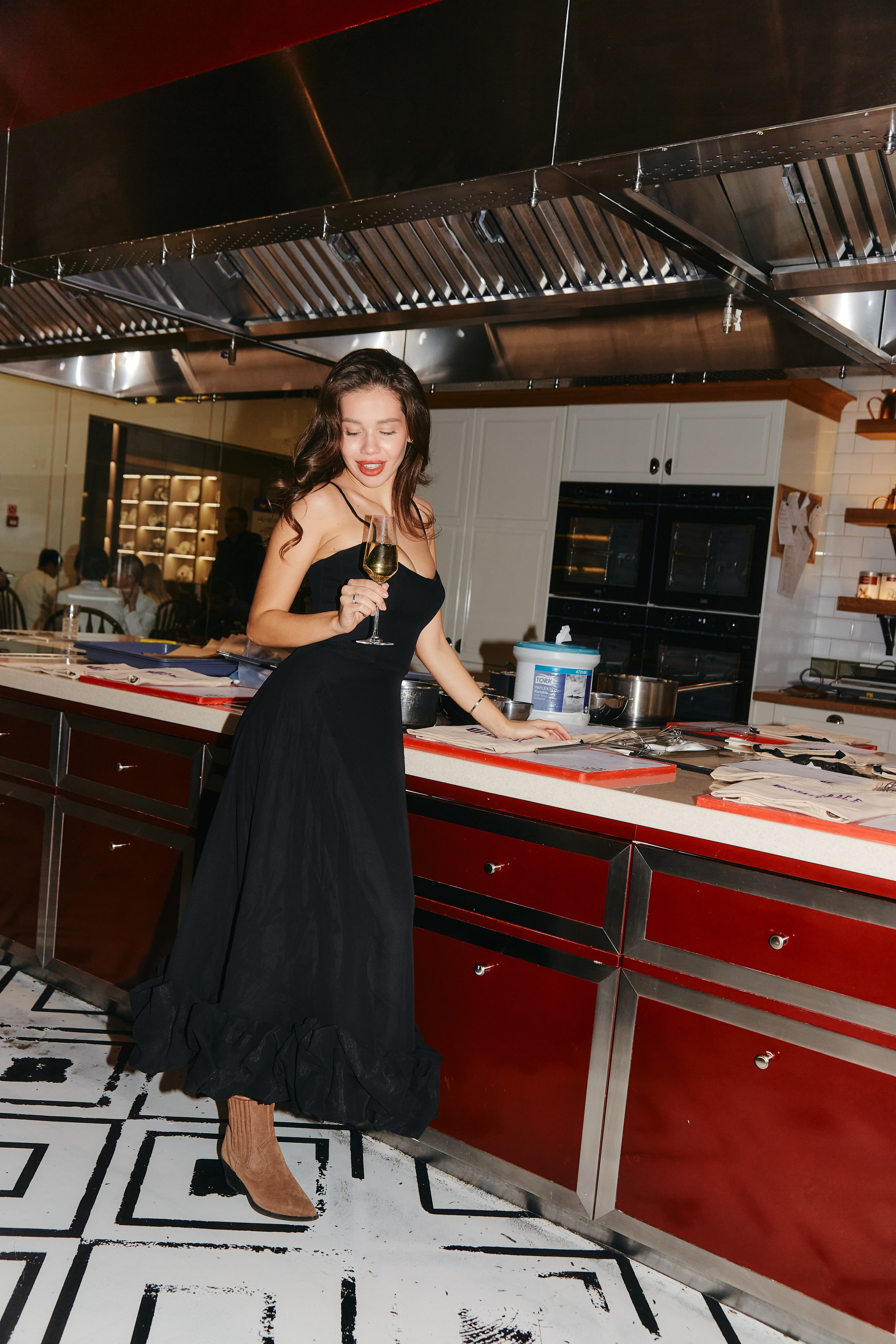 POST MERIDIEM BRAND PARTY. Photographer Daria Ilkevich