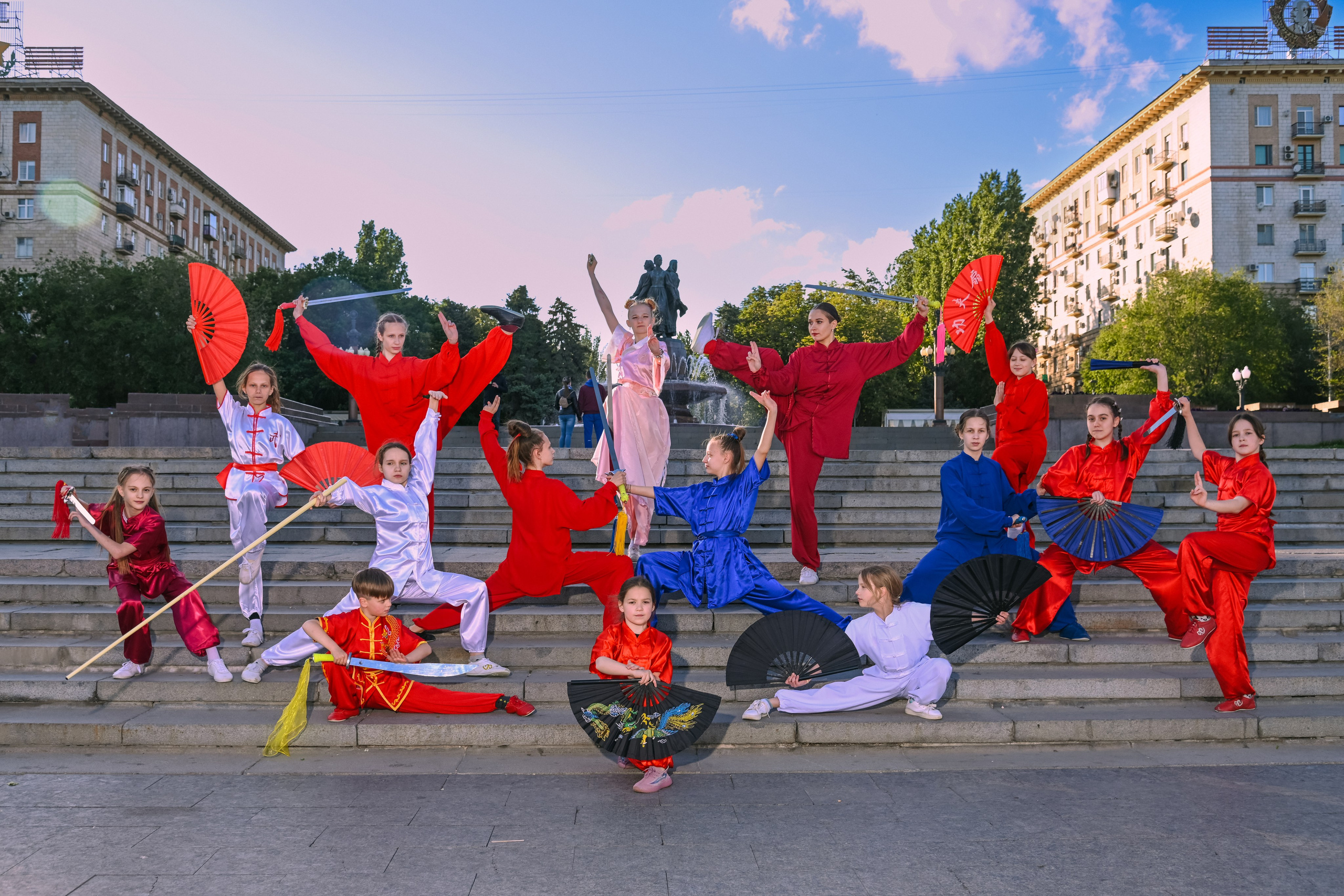 Фотосессии спортсменов или спортивных команд на тренировках и в студии. Выпускные альбомы Волгоград. Современные фотокниги с оживающими фотографиями. Фотограф Екатерина Луценко