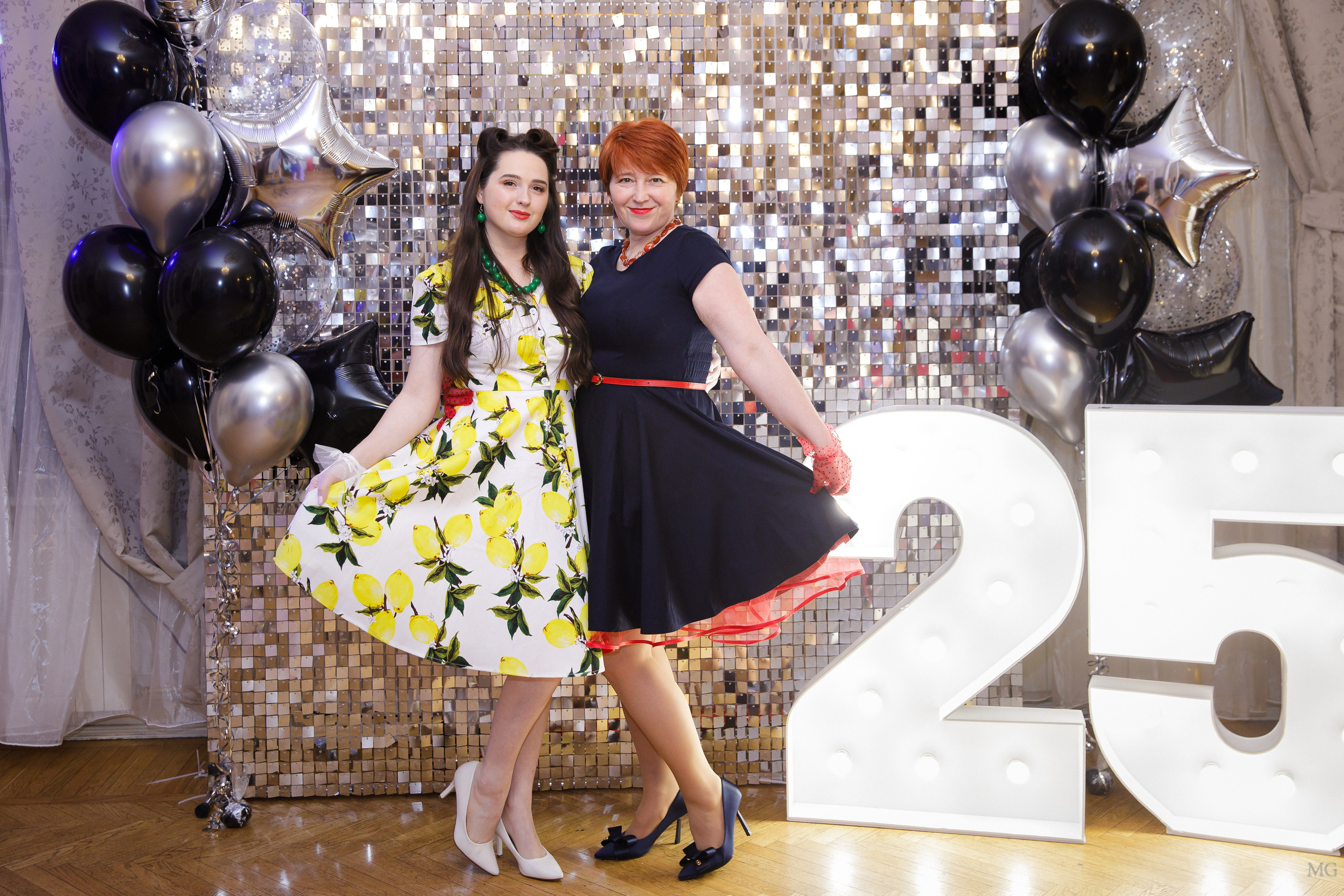 Дарина и Стиляги. Маша Гонтарь Семейный домашний репортажный фотограф в Санкт-Петербурге