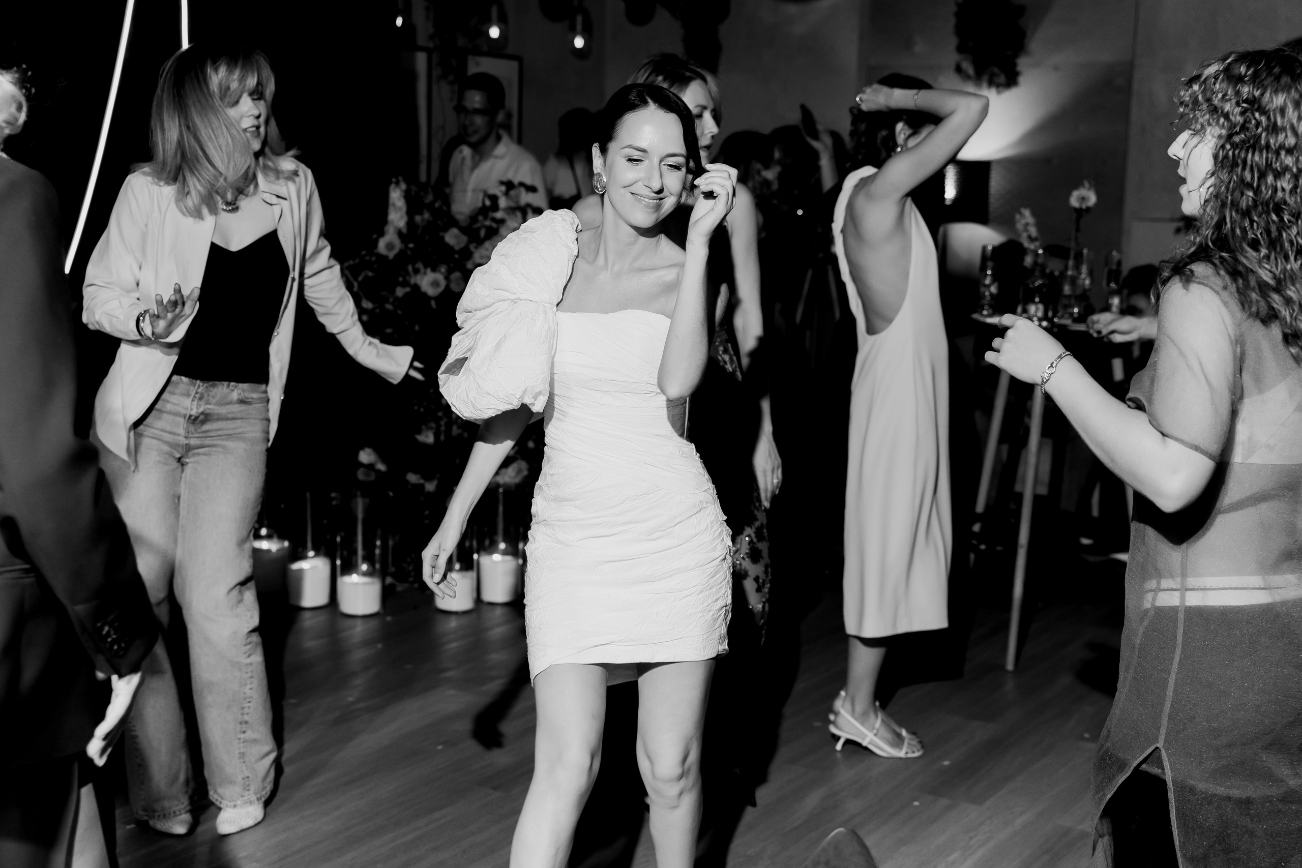 Репортаж мероприятия, репортажная съемка в Москве и Московской области, фотограф на мероприятие, фотосъемка юбилея, репортаж свадьбы, event, фотосессия на фотозоне, фотограф на юбилей, фотограф на день рождения, репортажный фотограф, съемка мероприятия, съемка на фотозоне, фотограф на корпоратив, фотограф на свадьбу, фотограф на детский праздник, фотограф на выпускной. Свадебный репортаж в лофте.