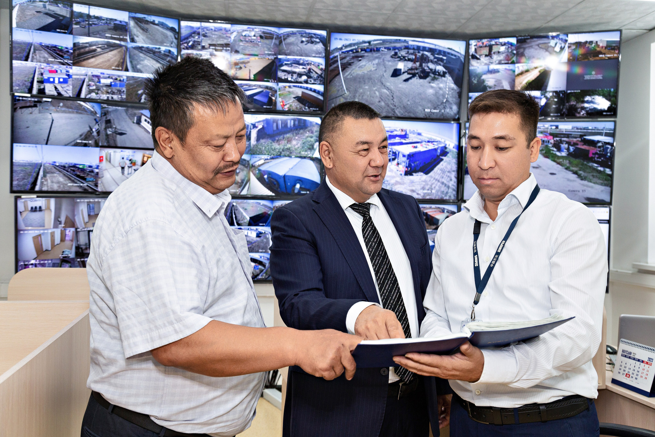 Корпоративная рекламная фотосессия. Фотограф в Атырау Максим Стадниченко