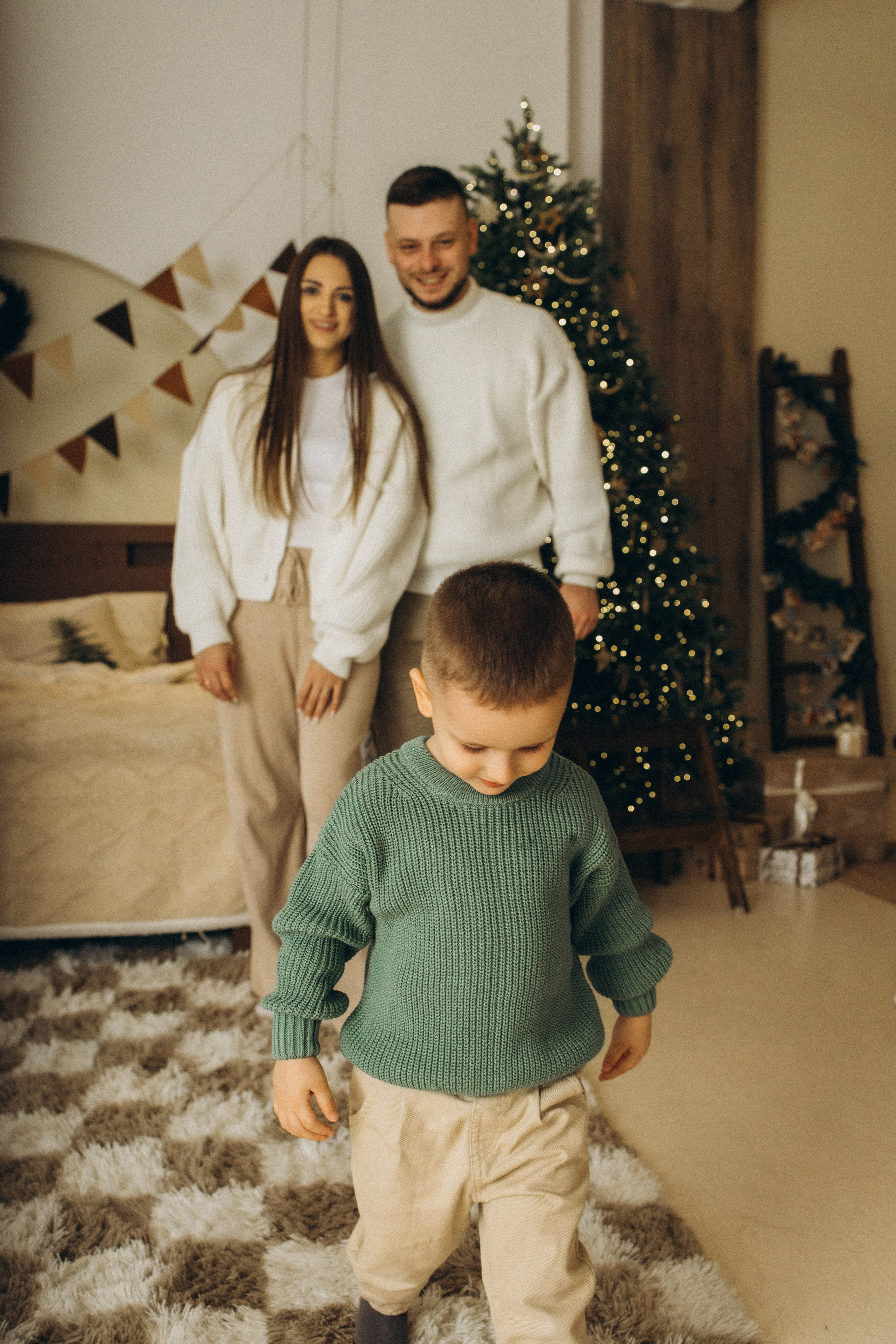 Максим & Лера & Марк 🎄✨. Семейный фотограф в Санкт-Петербурге Виктория Безгузова