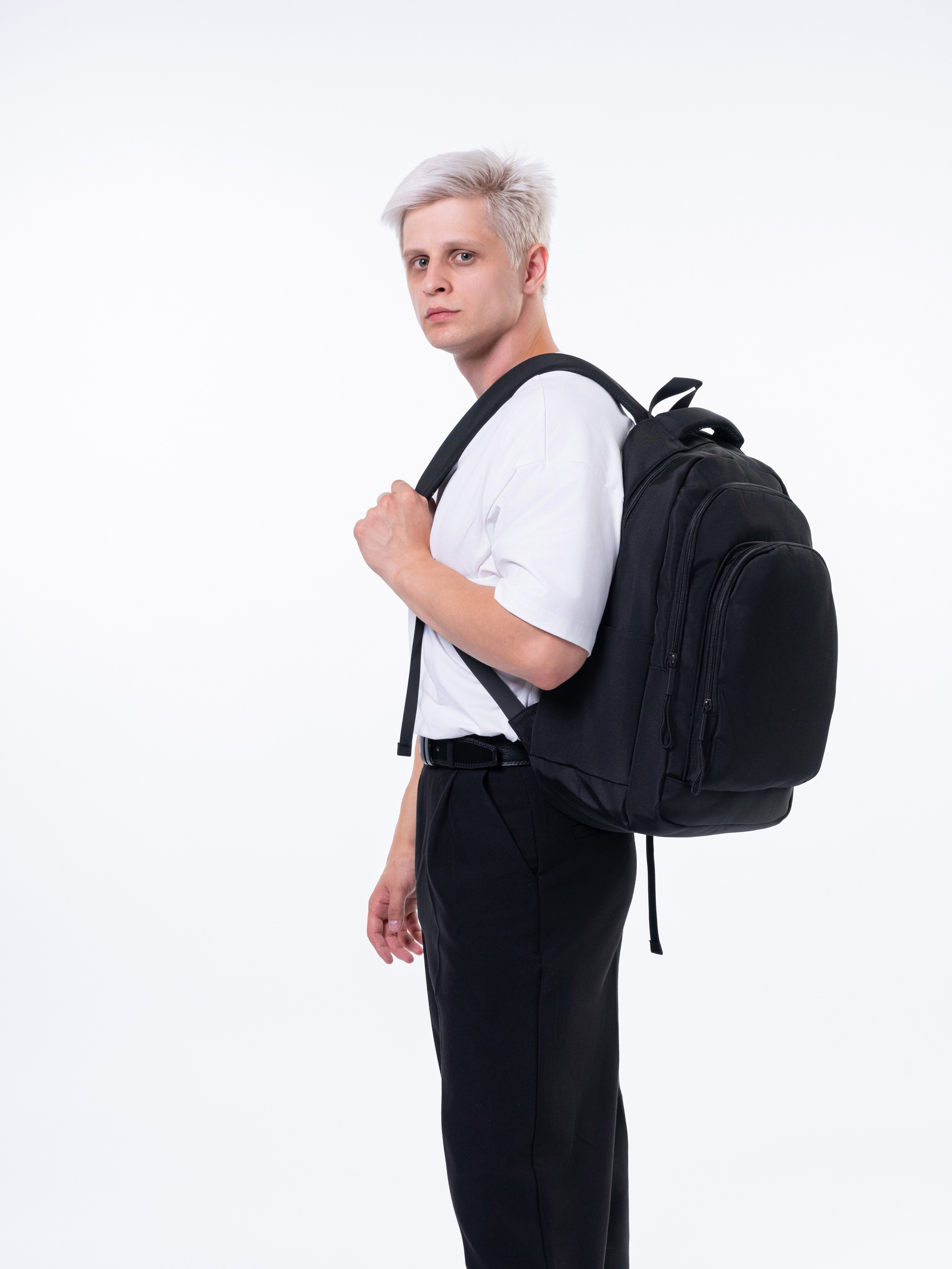 Каталог Мужчины. Студия рекламной и предметной съемки товаров WELKO Studio