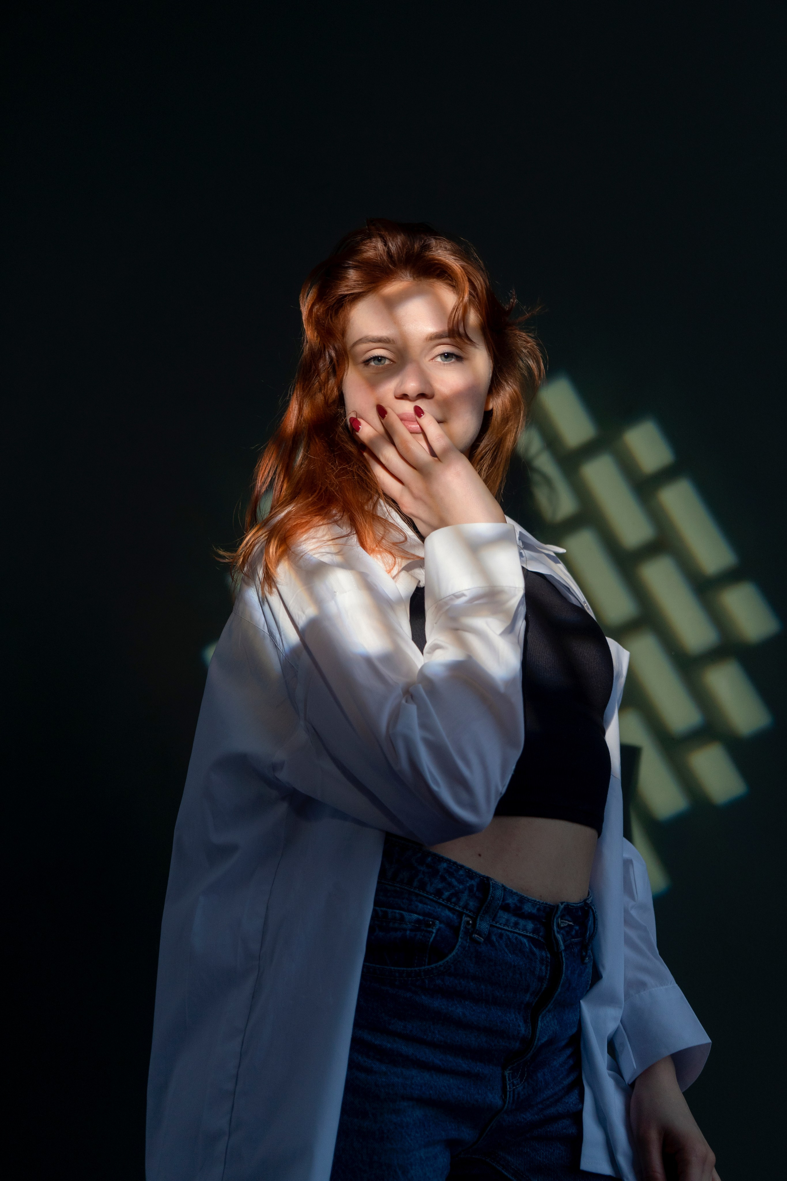 Алёна. Портрет. Главная