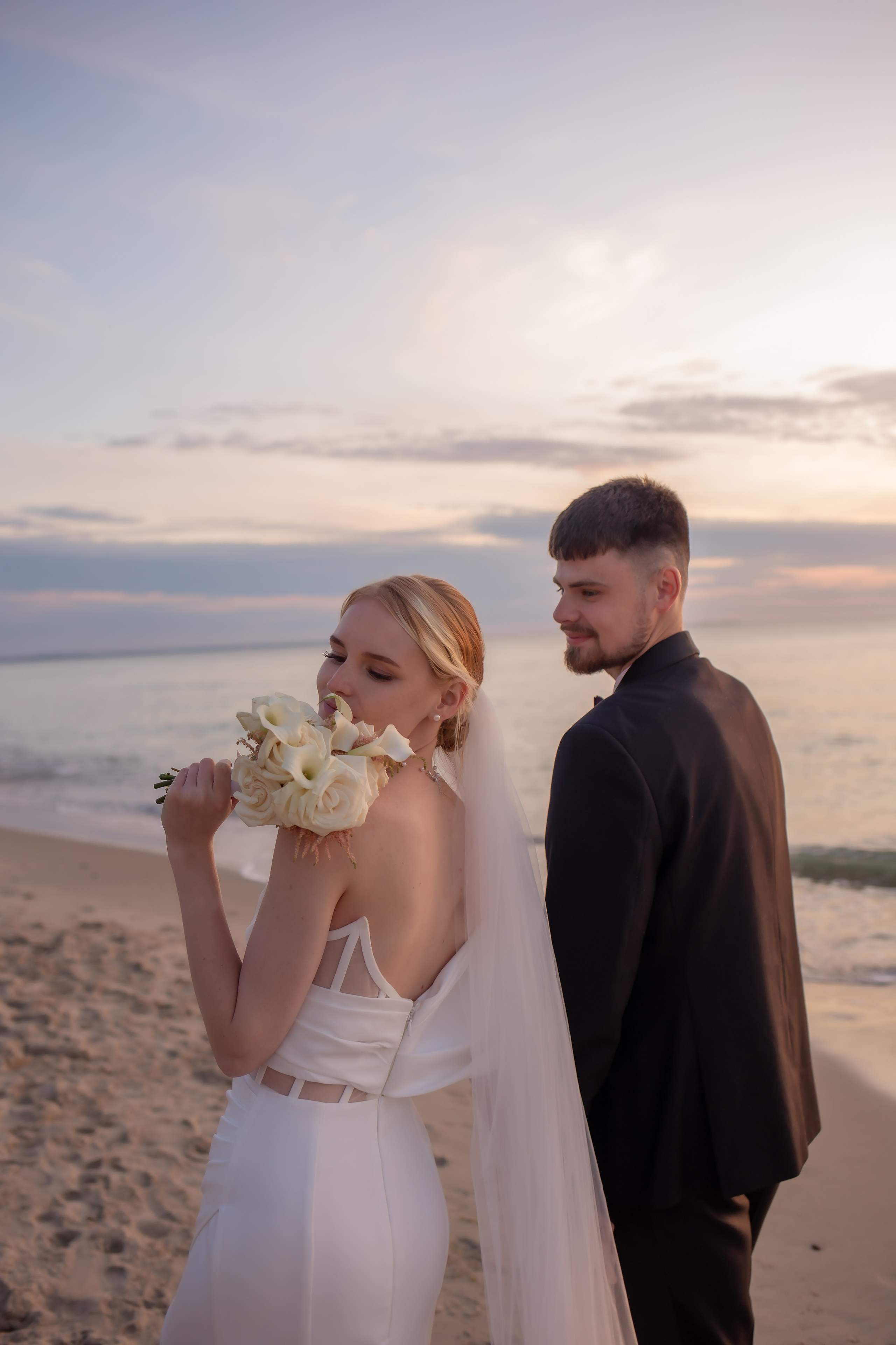 Александра и Влад. На закате. Фотограф в Калининграде Решетникова Алина