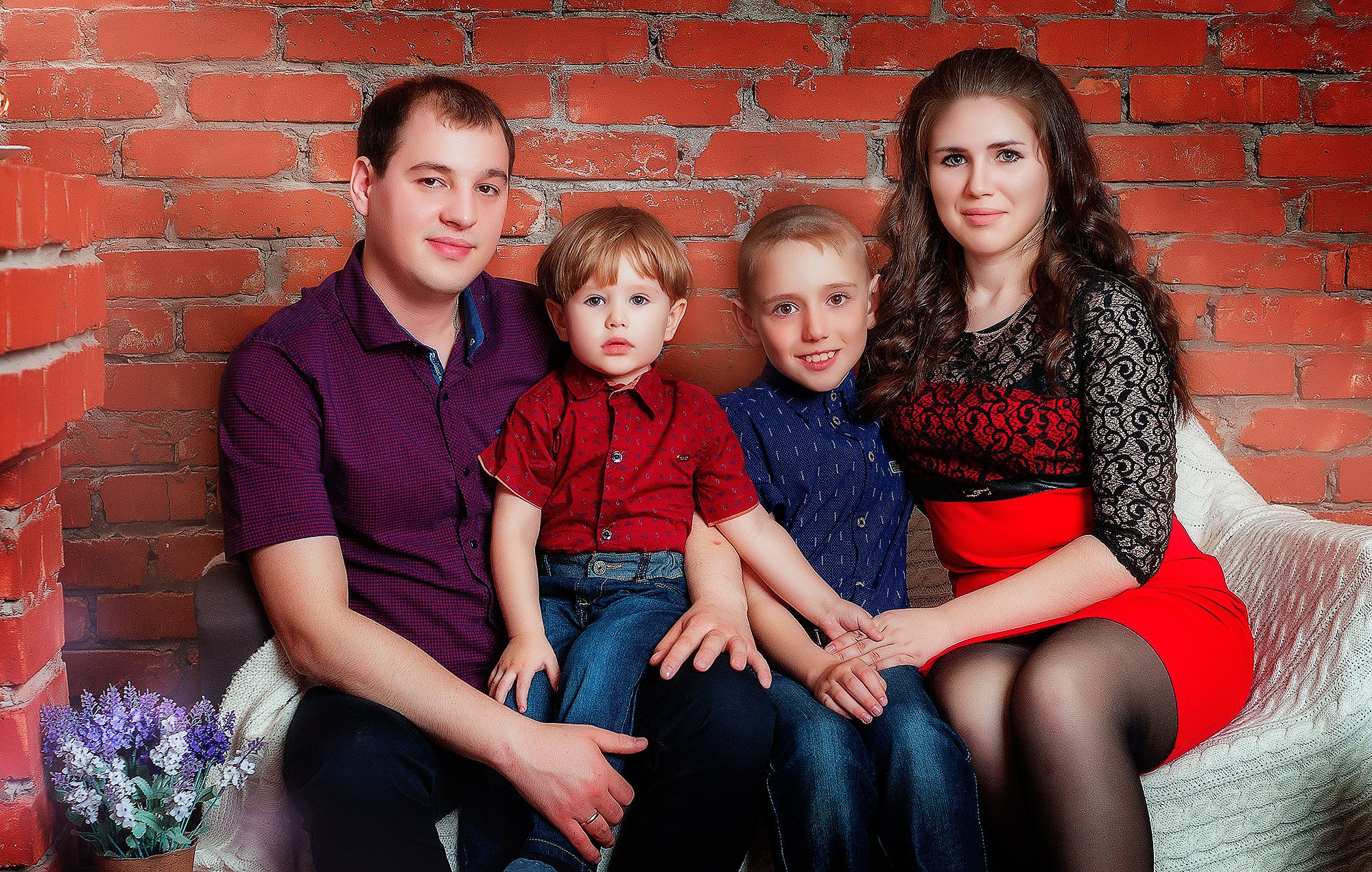 Семейная съёмка в студии. Семейный фотограф г. Новокузнецк Юлия Машникова