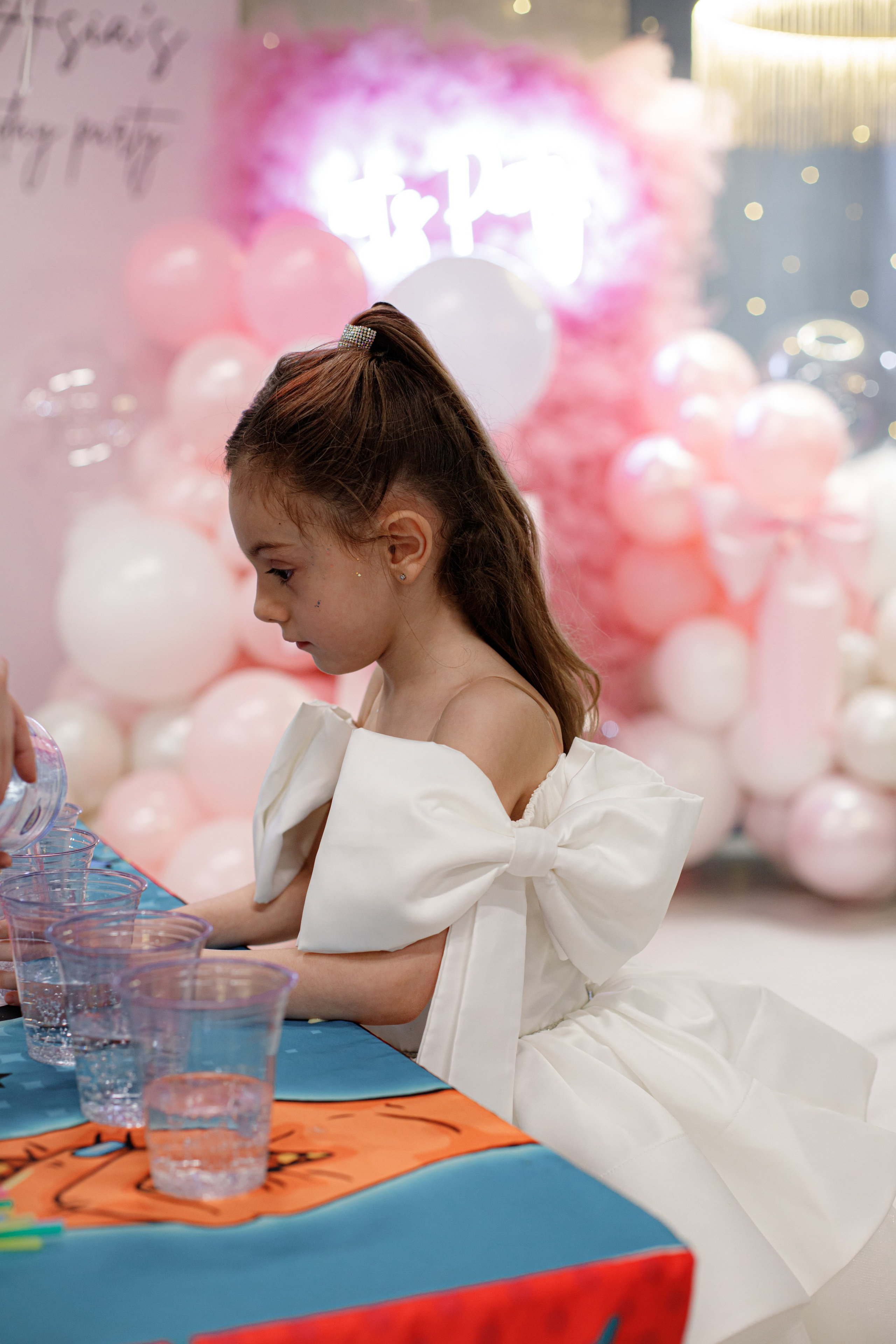 ASIA'S BIRTHDAY PARTY. Photokarish