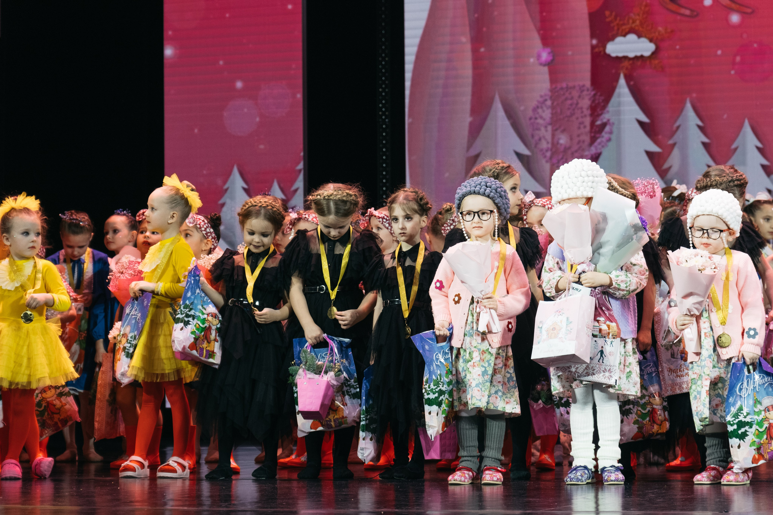 СурГУ 23.12.23. Репортажный и свадебный фотограф в Сургуте